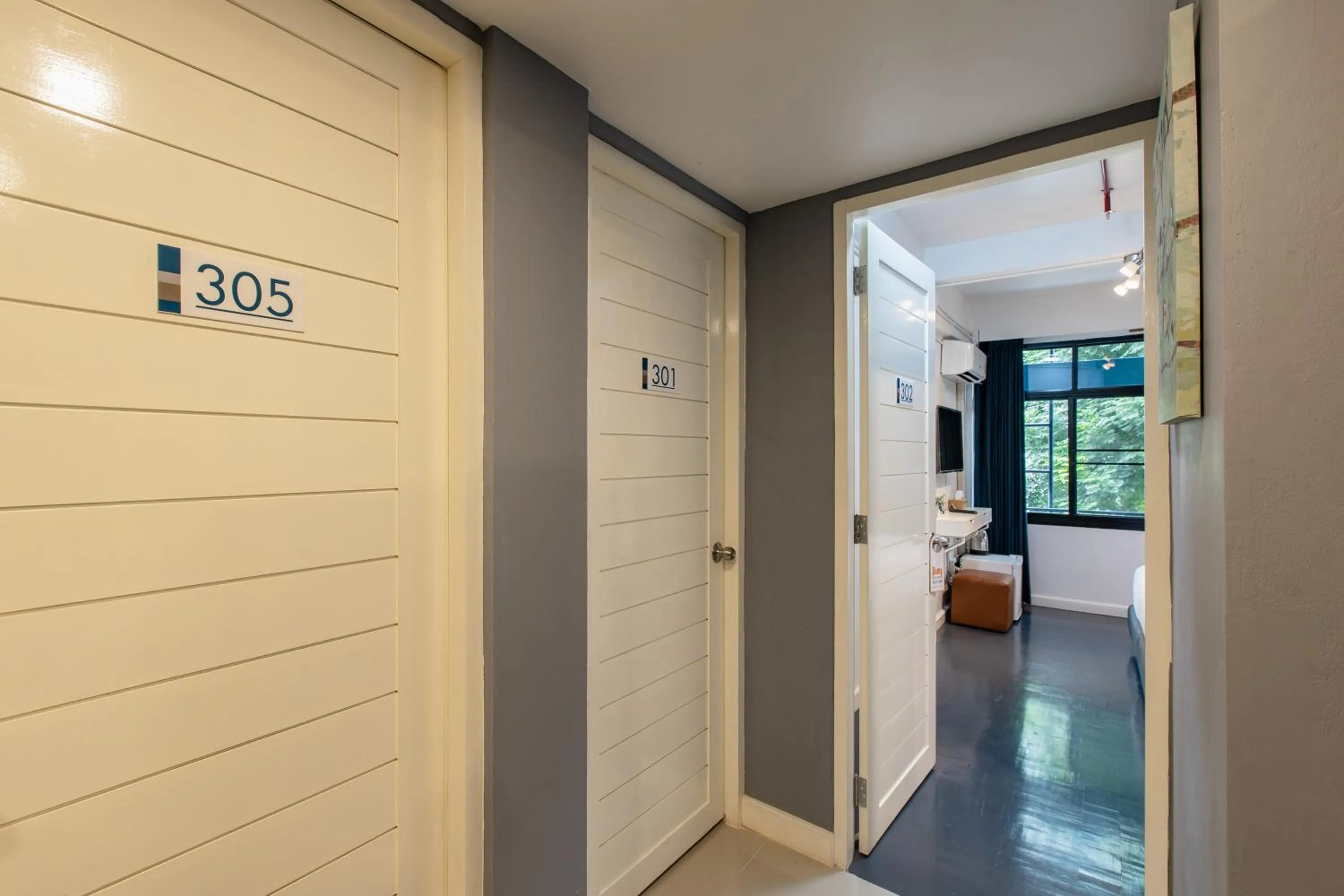 Bedroom in Every Surawong