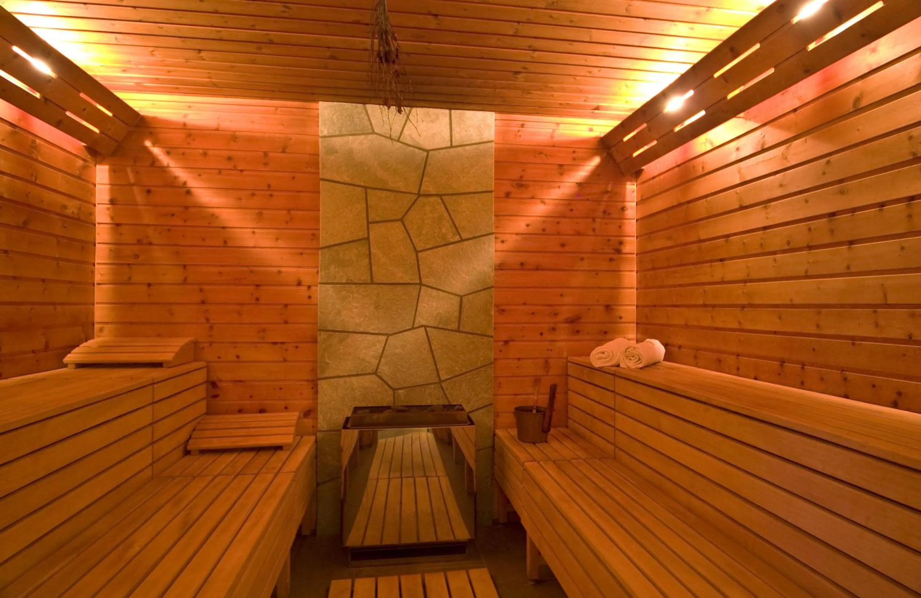 Spa and wellness centre/facilities in Mirabeau Alpine