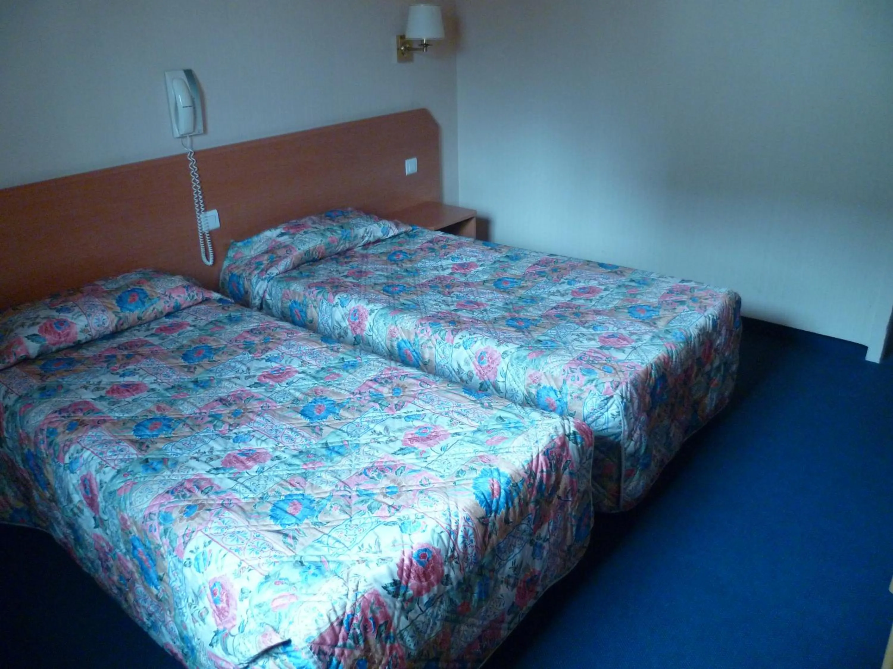 Bed in Hôtel Gloria & Avenue