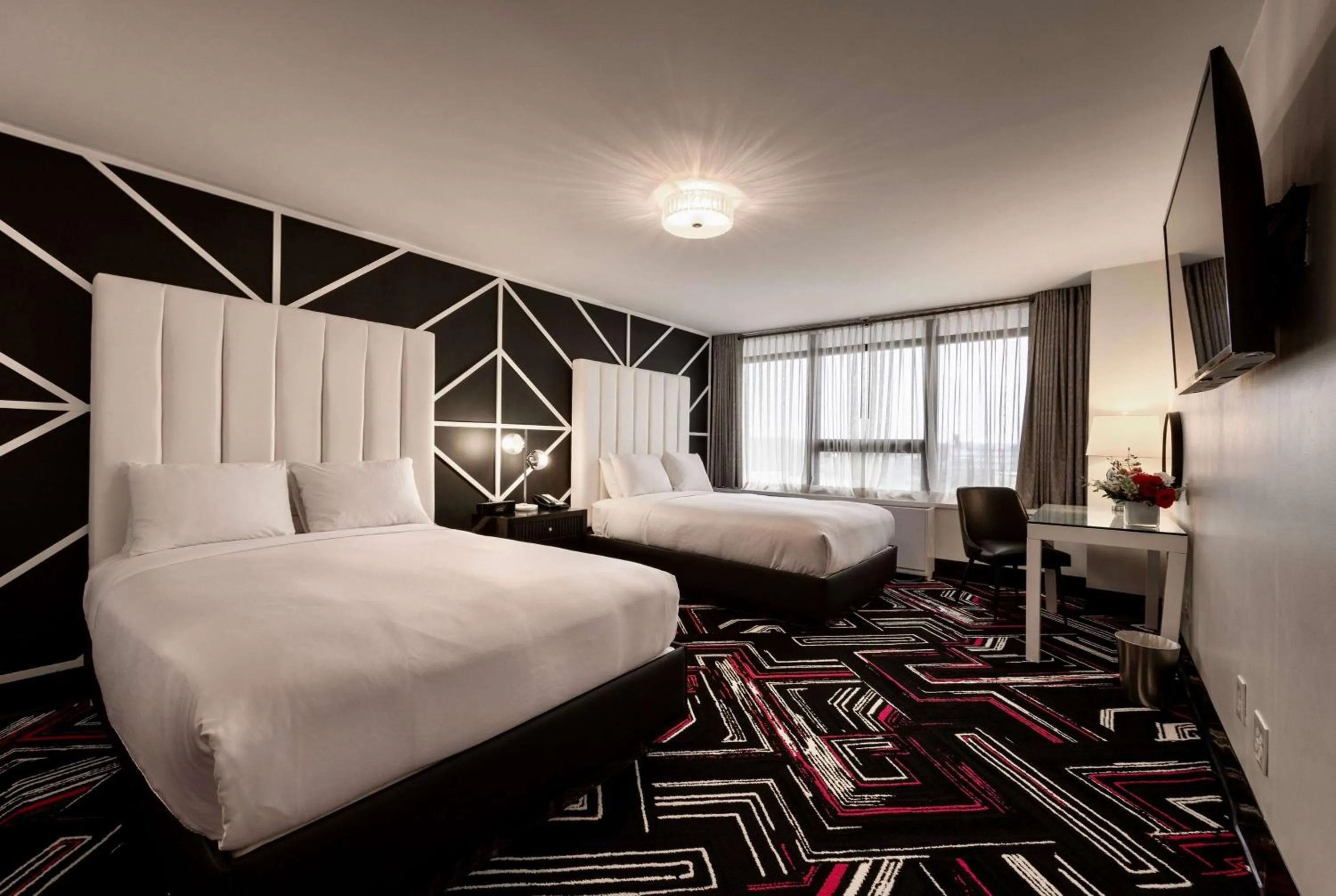 Photo of the whole room, Bed in Hotel NoMa, Trademark Collection by Wyndham