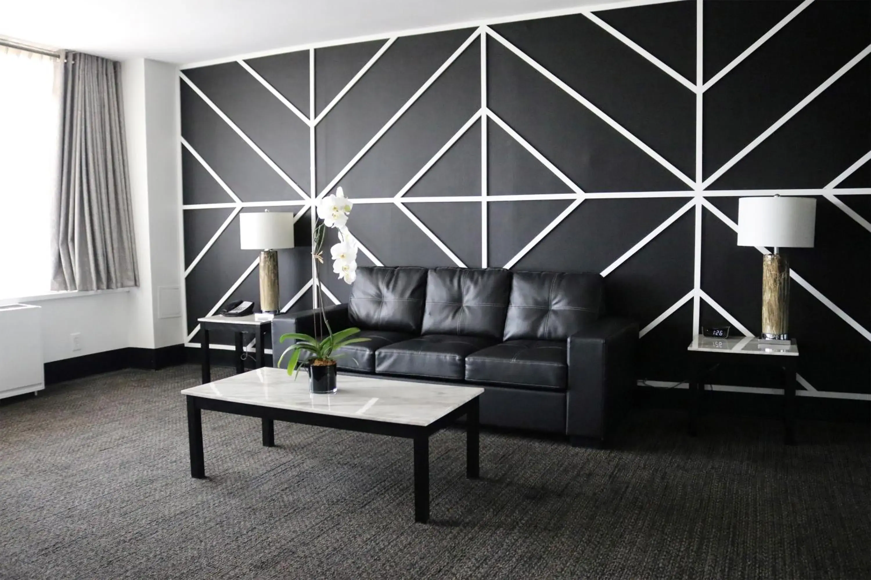 Living Area, Parlor Room, Non-Smoking in Hotel NoMa, Trademark Collection by Wyndham Living Area, Parlor Room, Non-Smoking in Hotel NoMa, Trademark Collection by Wyndham