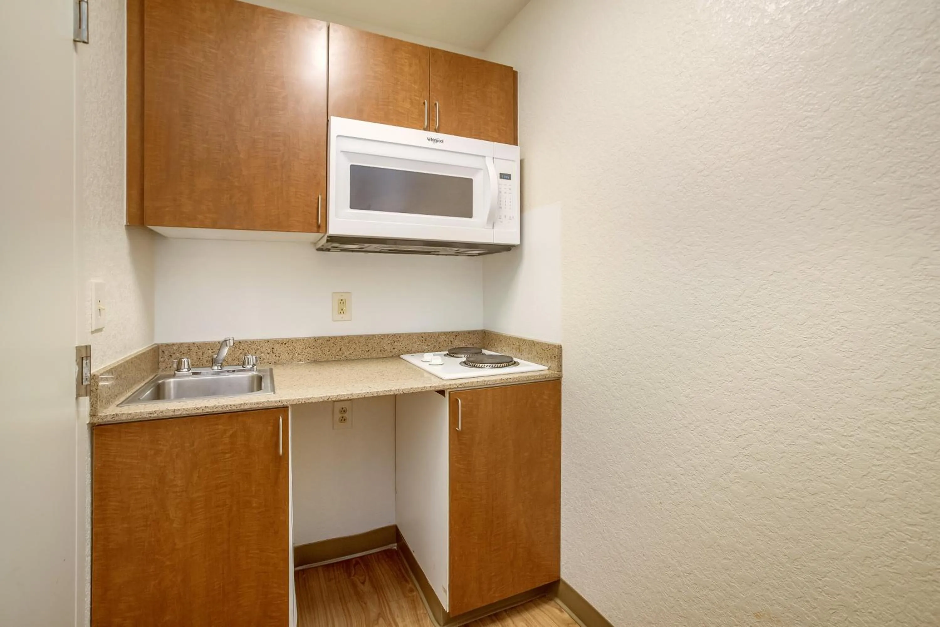 Photo of the whole room in HomeTowne Studios by Red Roof Philadelphia - Maple Shade, NJ