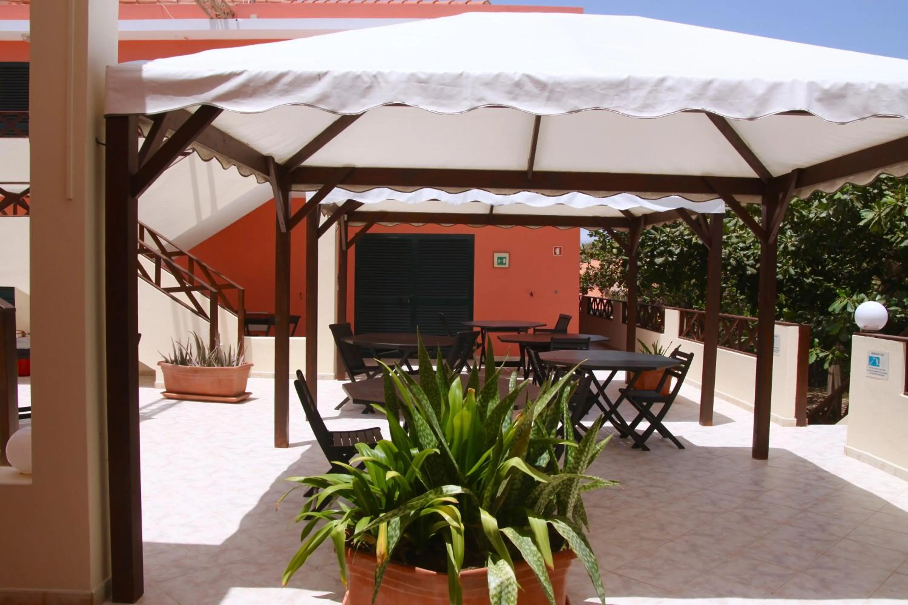 Balcony/Terrace in Nautilus Aparthotel