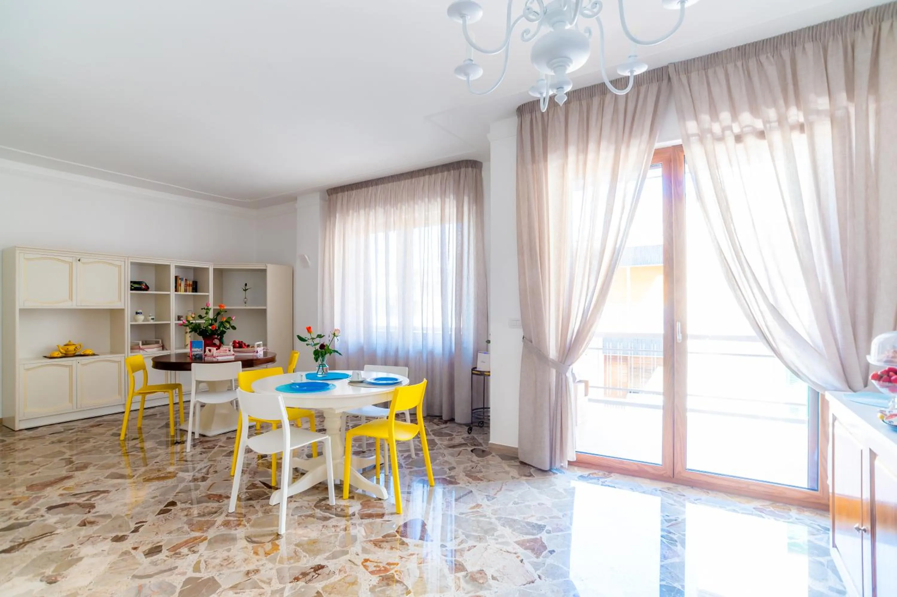 Living room in Le Calette Rooms - Puglia Mia Apartments