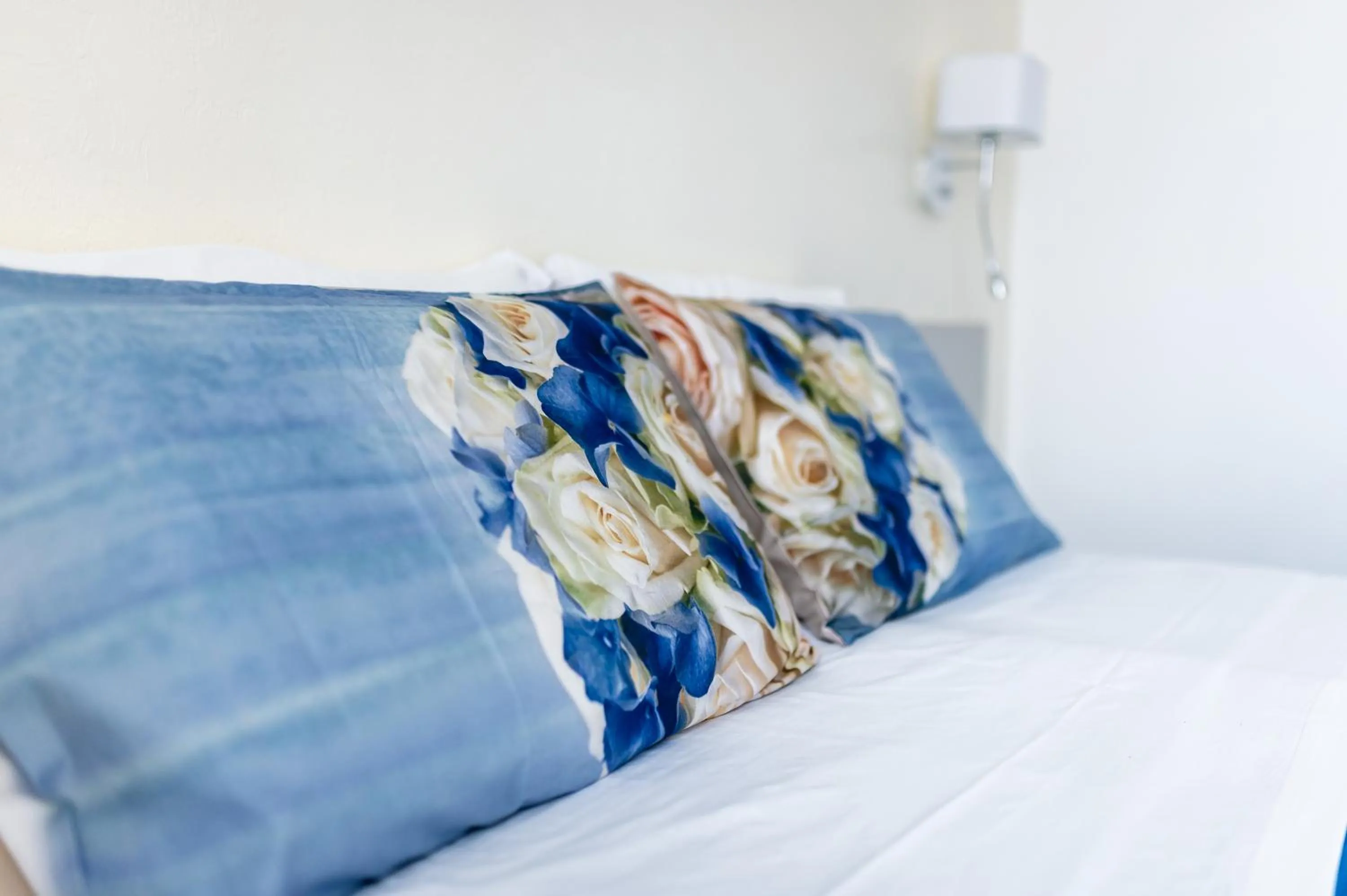 Bed in Le Calette Rooms - Puglia Mia Apartments