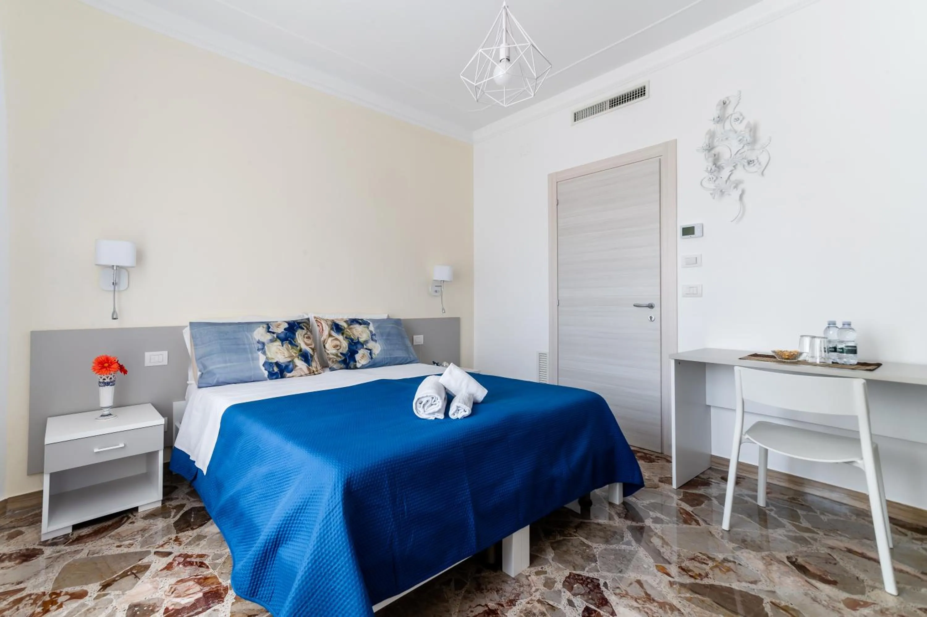 Bedroom, Bed in Le Calette Rooms - Puglia Mia Apartments