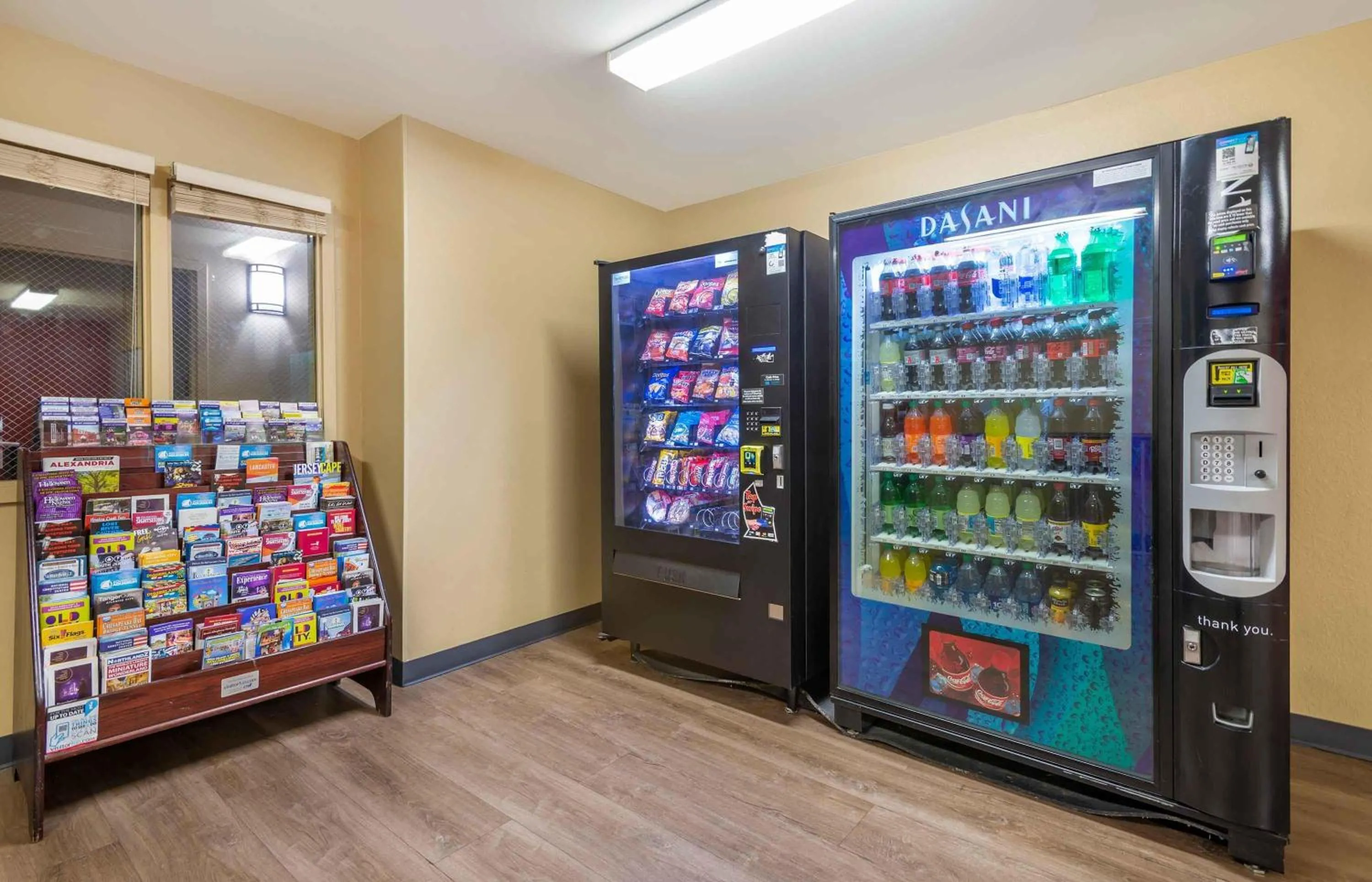 Property building in Extended Stay America Suites - Philadelphia - Plymouth Meeting - East