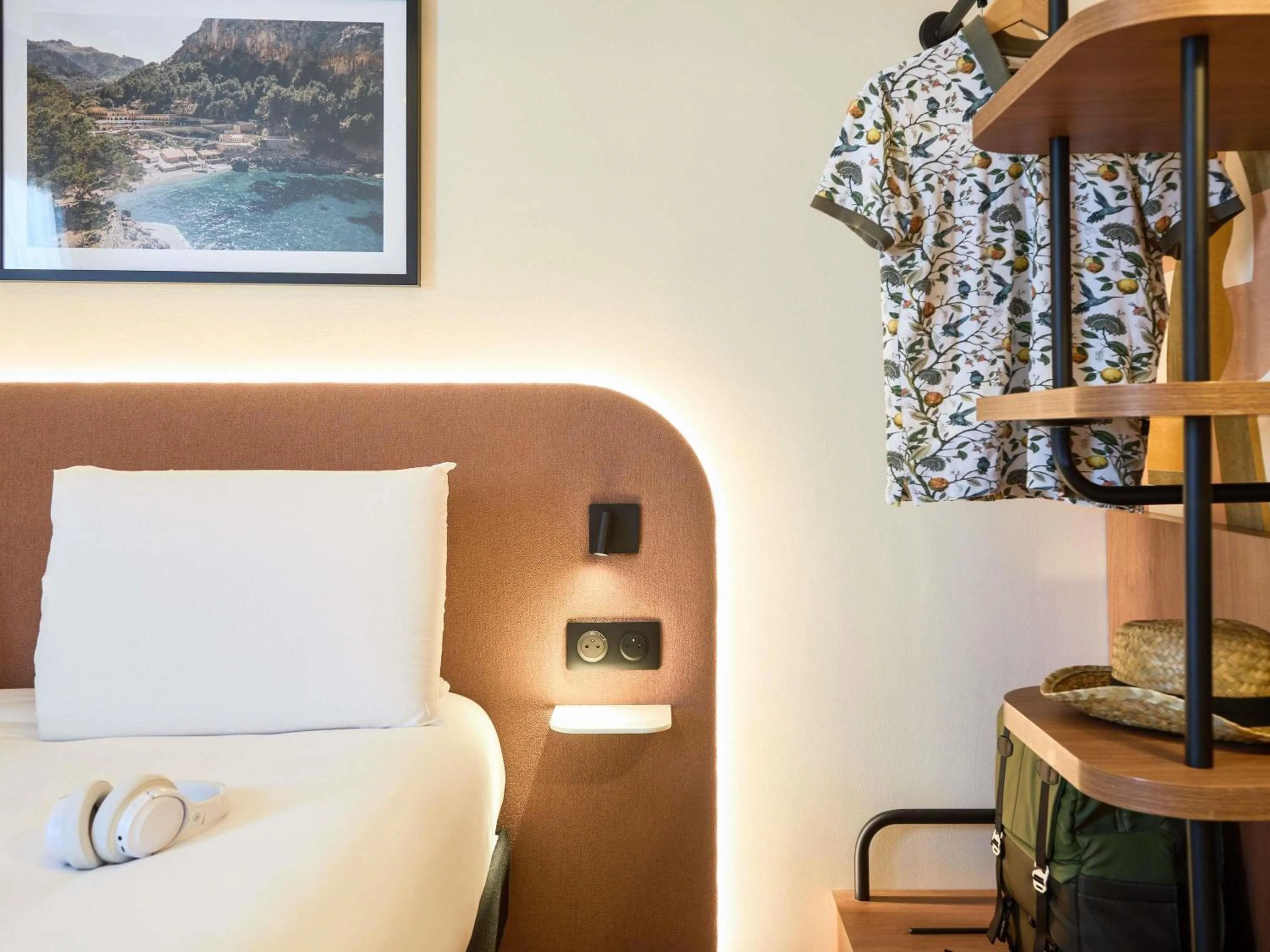 Bedroom, Bed in ibis Styles Marseille Palais des Congrès Vélodrome