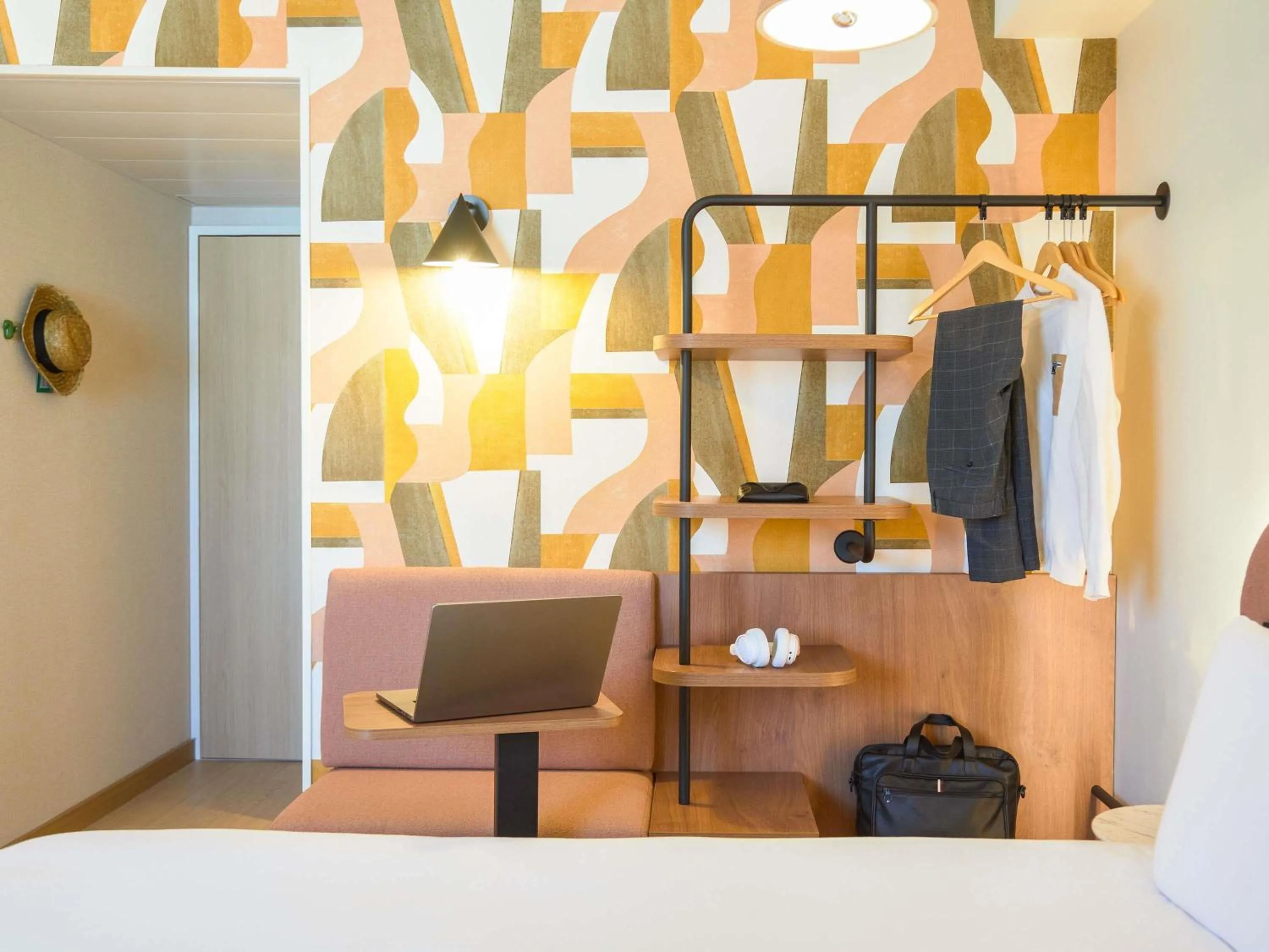 Bedroom in ibis Styles Marseille Palais des Congrès Vélodrome