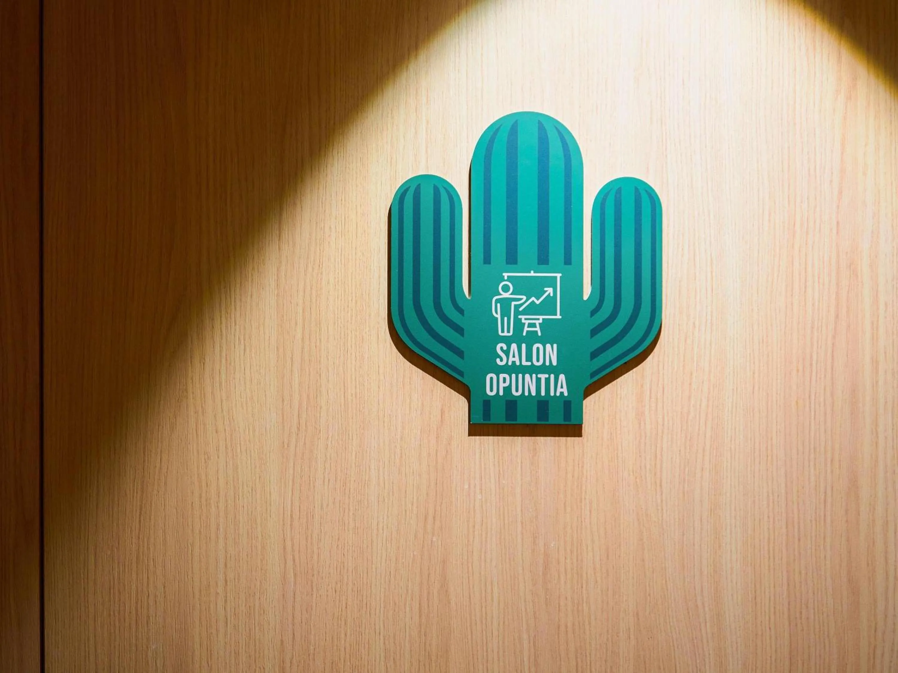 Meeting/conference room in ibis Styles Marseille Palais des Congrès Vélodrome