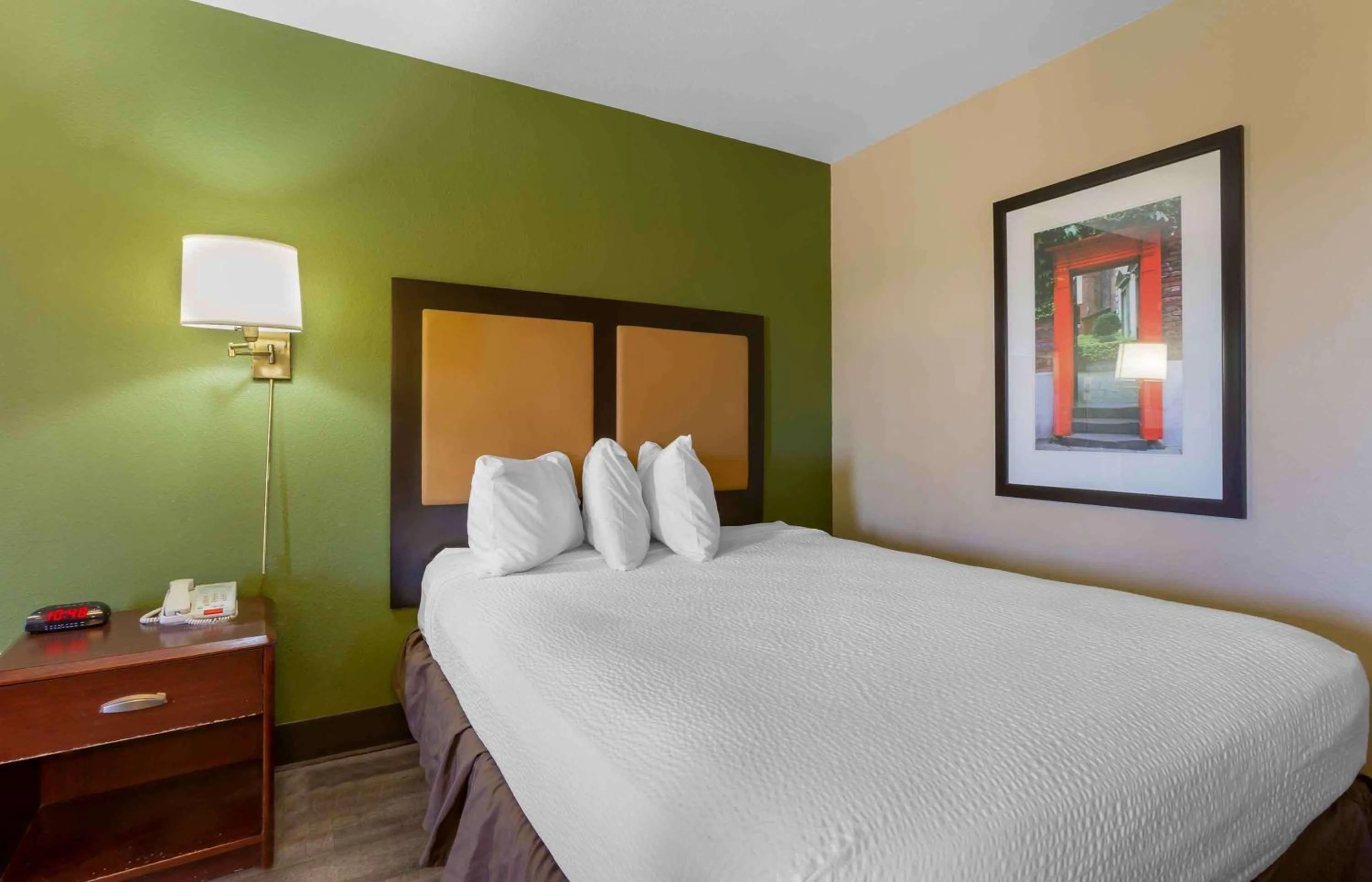 Bedroom in Extended Stay America Suites - Phoenix - Chandler - E Chandler Blvd