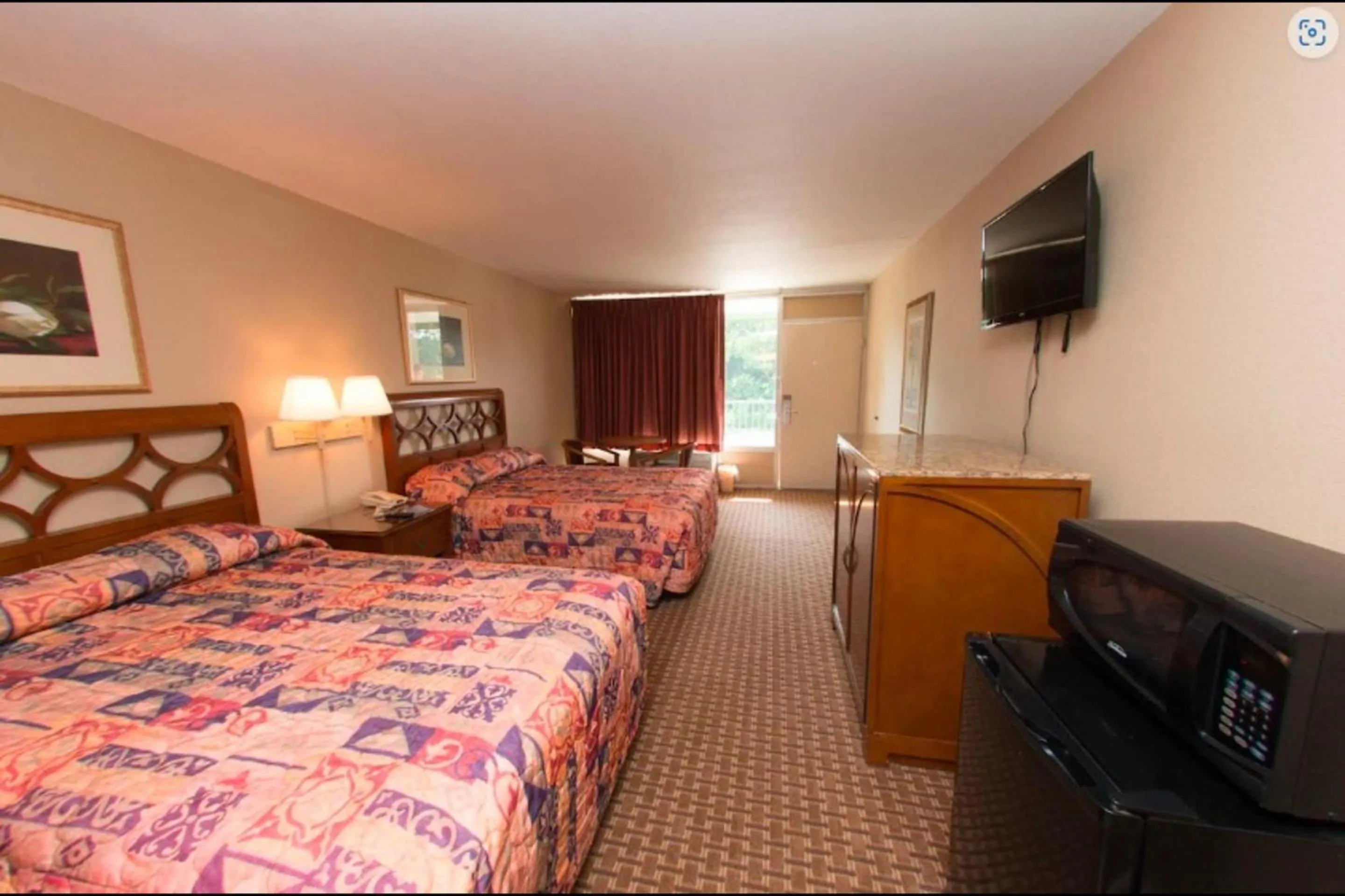 Bedroom in Audubon Inn Port Allen I-10