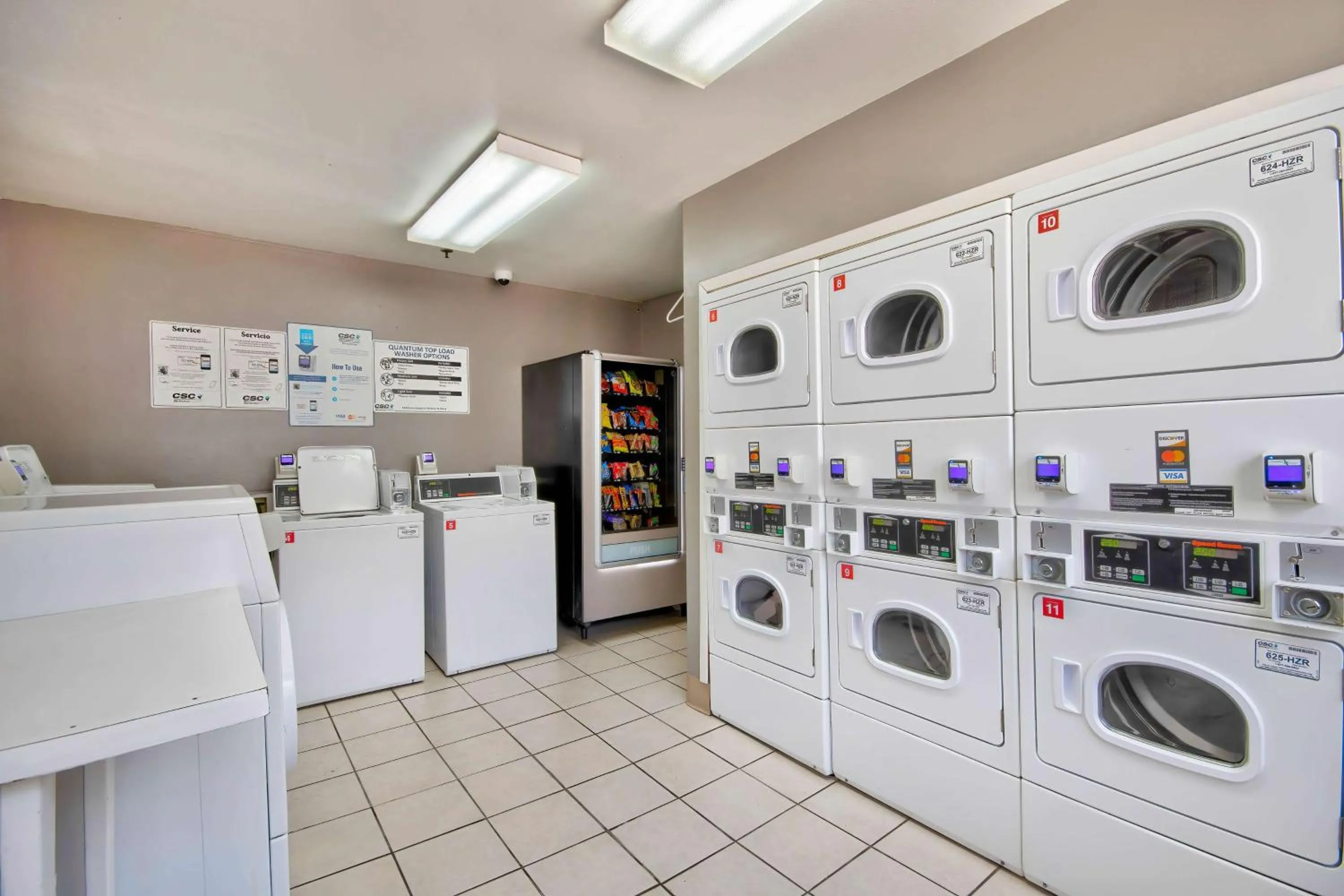 laundry in Studio 6-San Antonio, TX - Medical Center