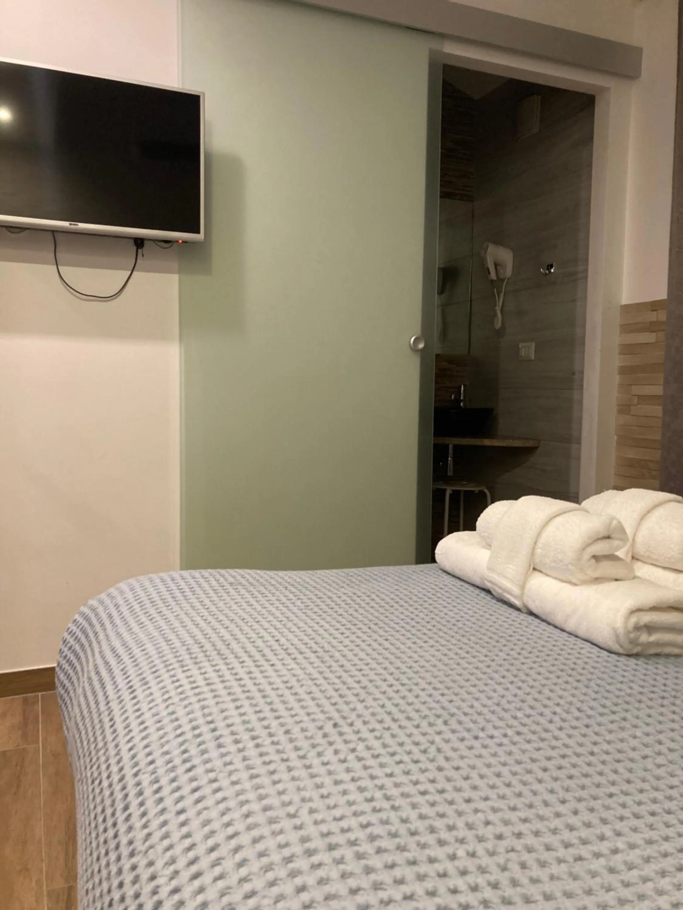 Bedroom, Bed in Villa Cuore