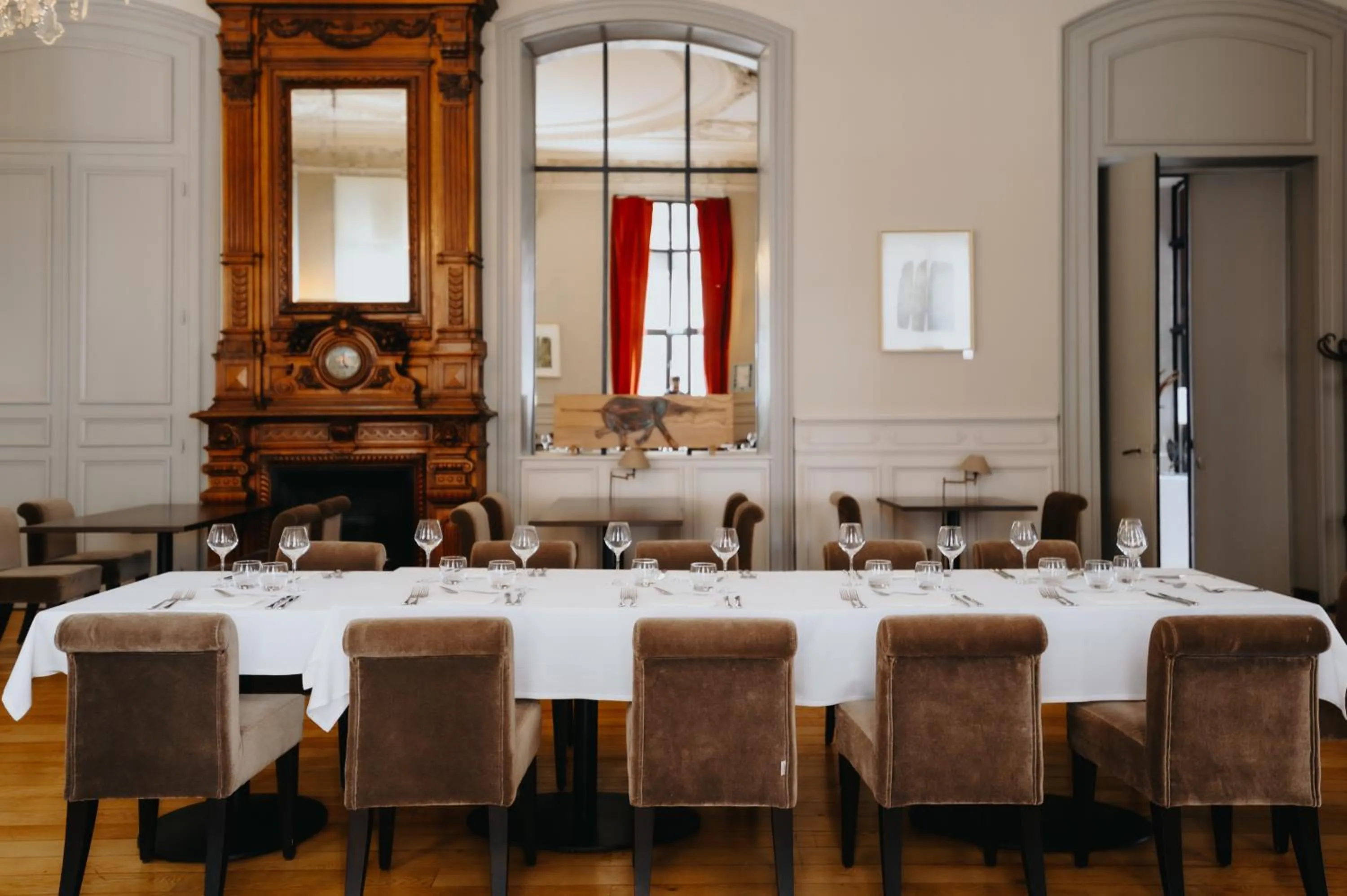 Restaurant/places to eat in Le Grand Hotel