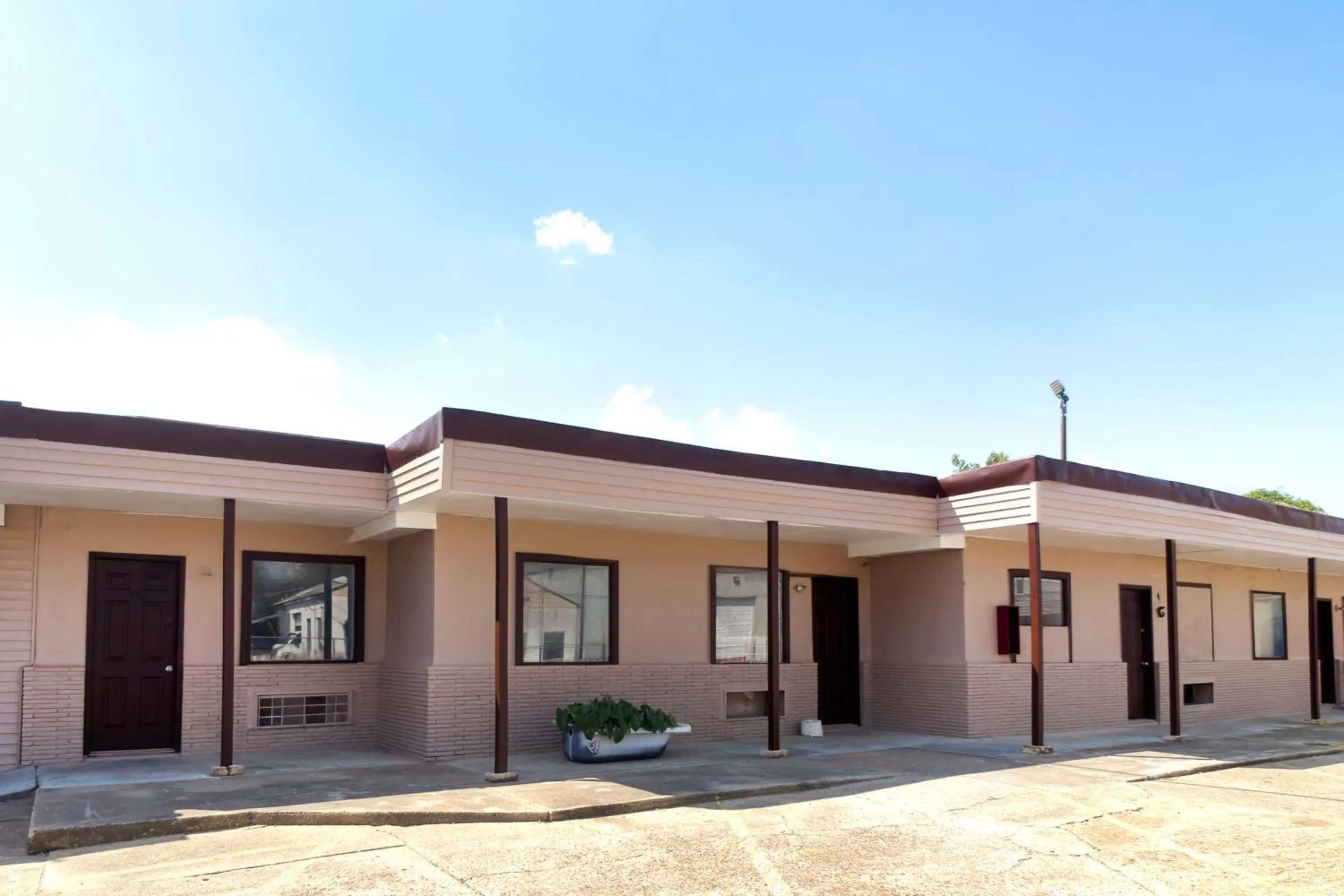 Property building in Save Inn By Hotel O Forrest City I 40
