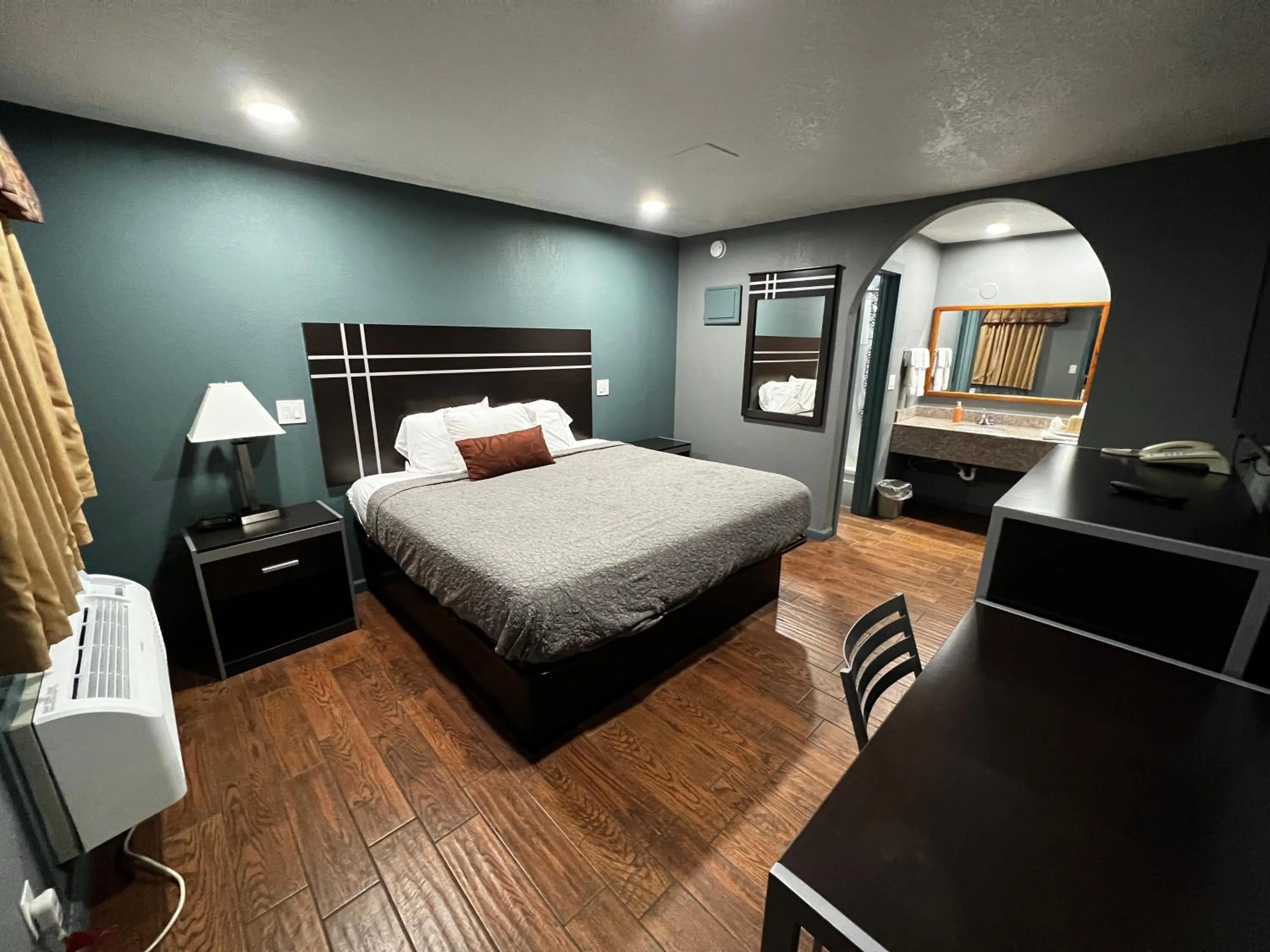 Photo of the whole room, Bed in Relax Inn Ashdown