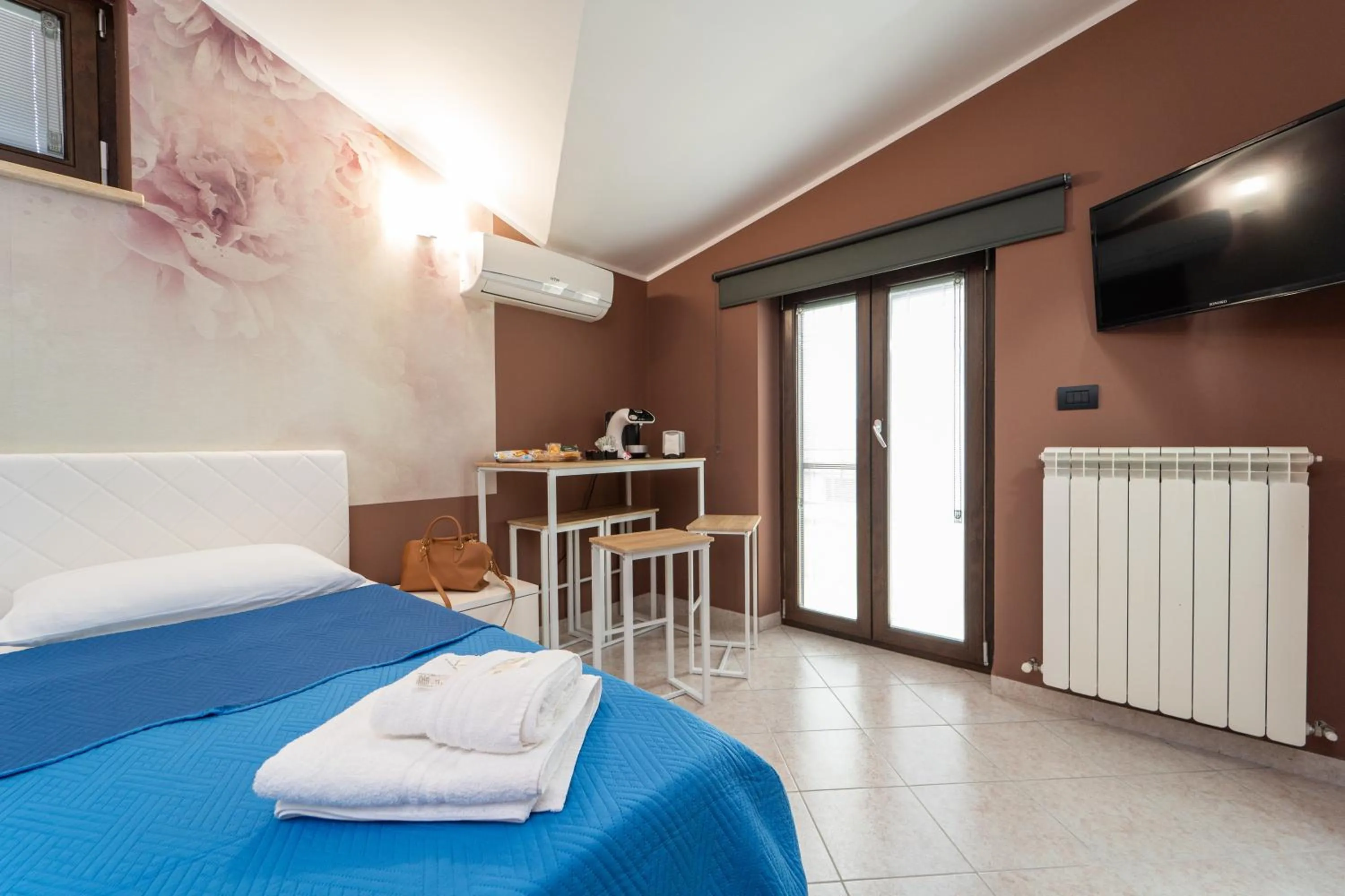 Bed in B&B Golden House & spa