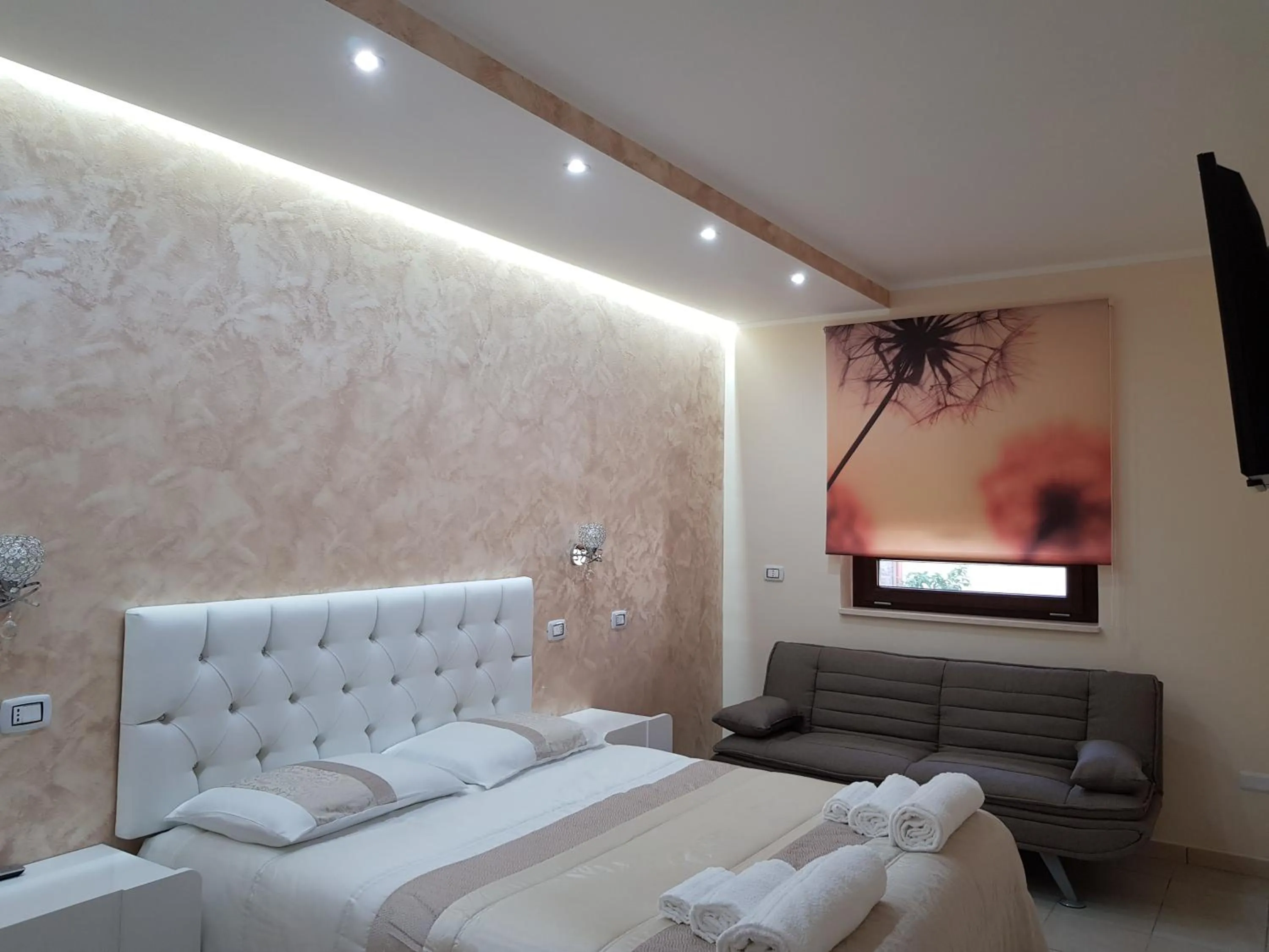 Bed in B&B Golden House & spa