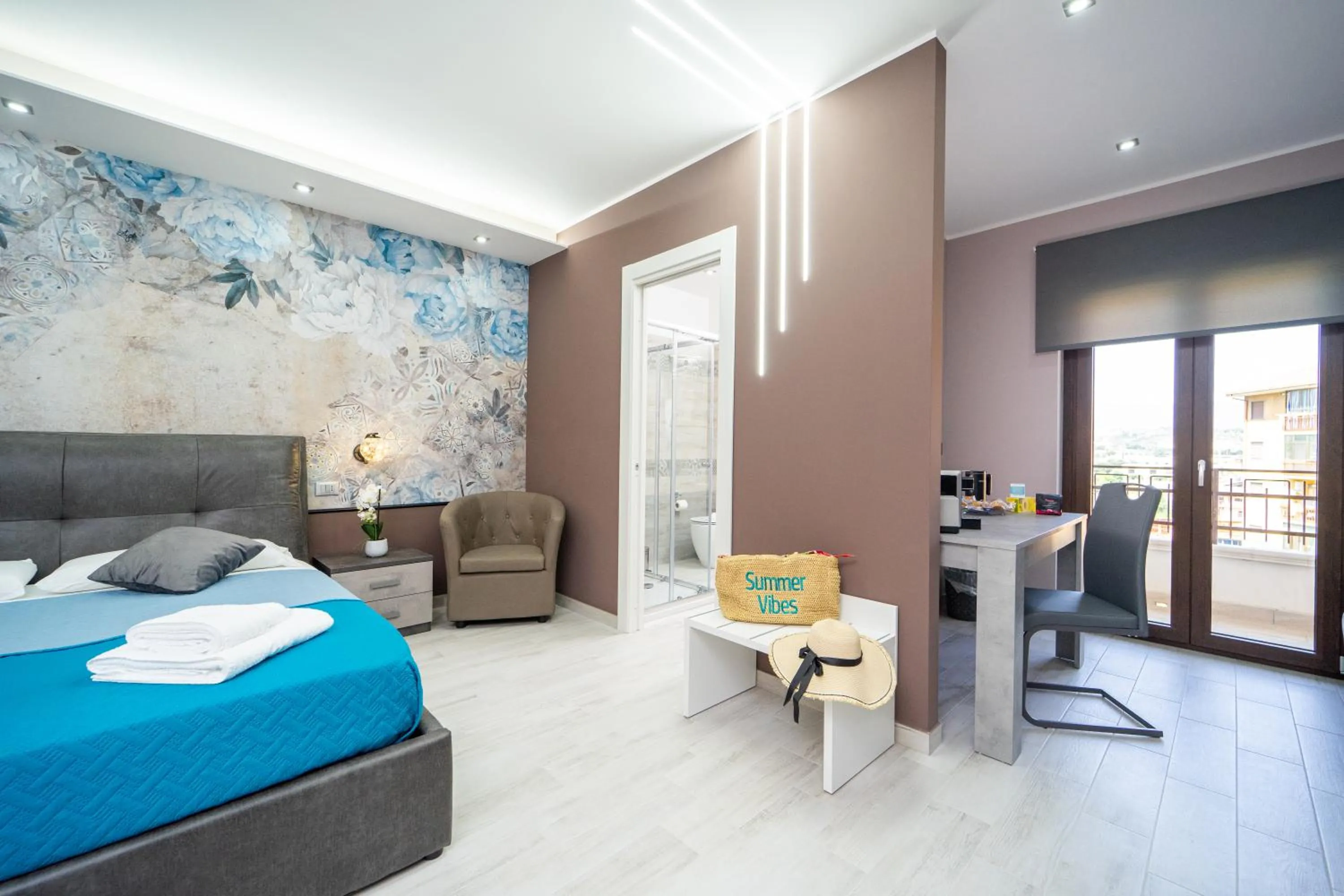 Bed in B&B Golden House & spa