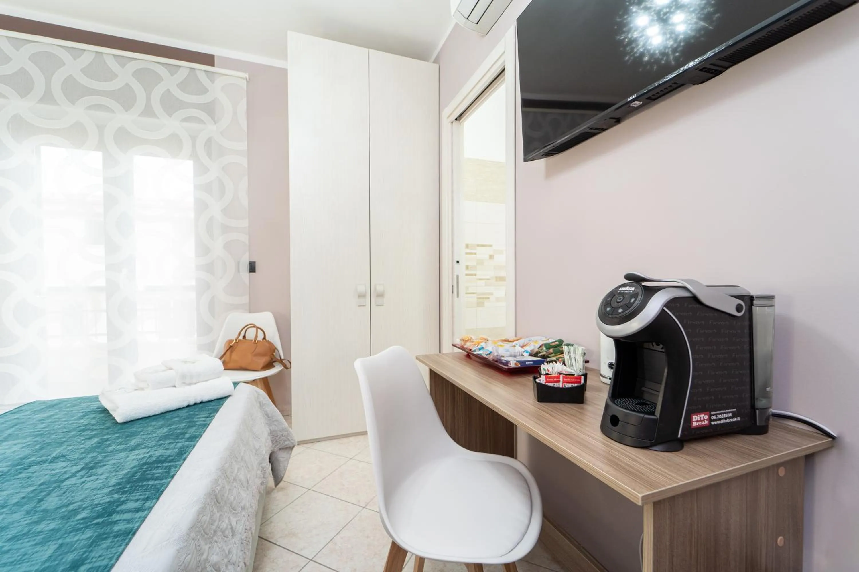 Bed in B&B Golden House & spa