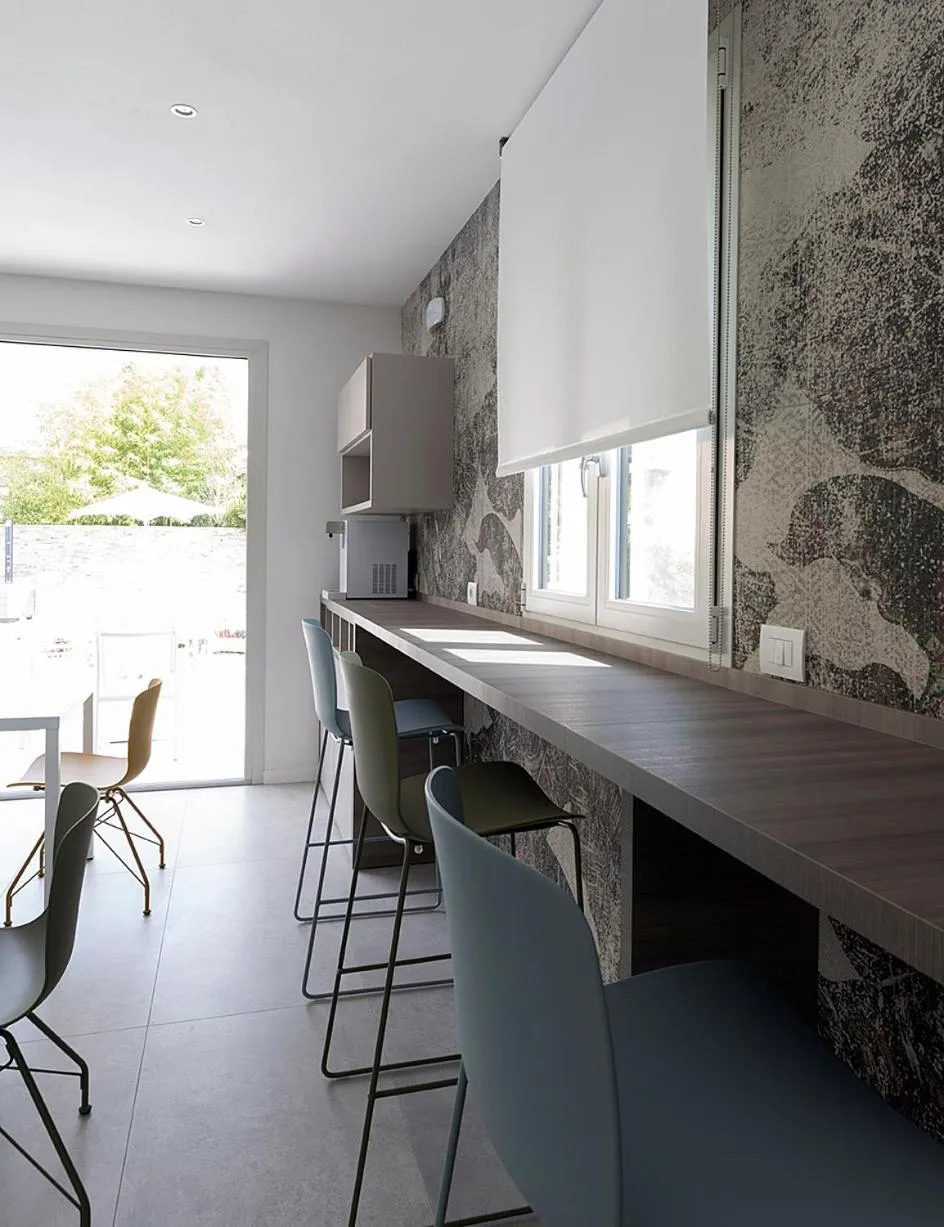 Communal lounge/ TV room in Viola Relais