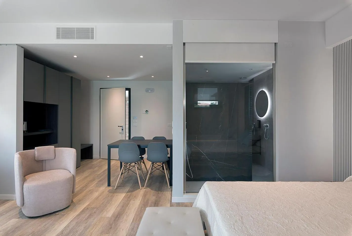 Living room, Bed in Viola Relais