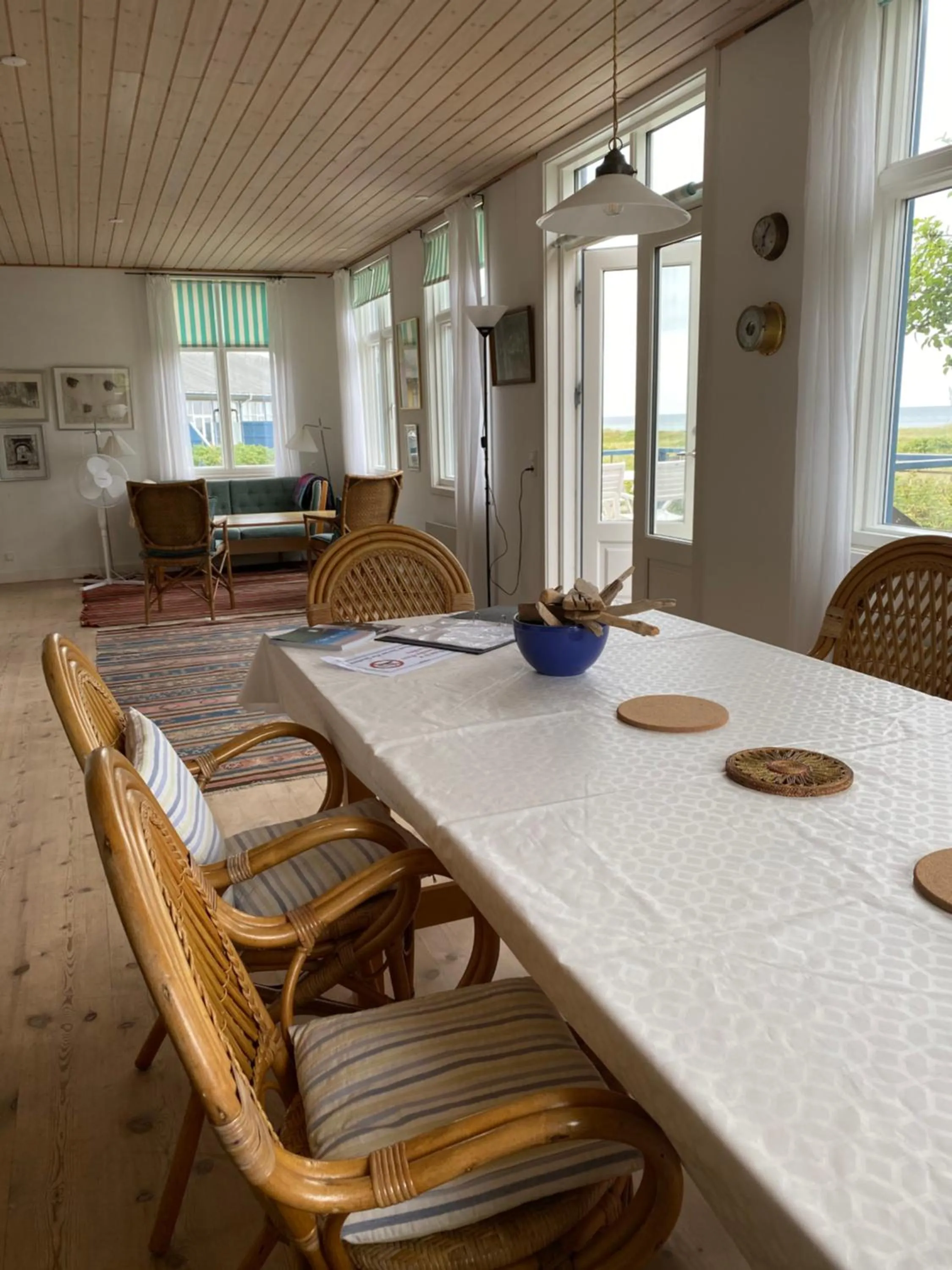 Dining area in Skærven Beachfront Apartments and Cottage