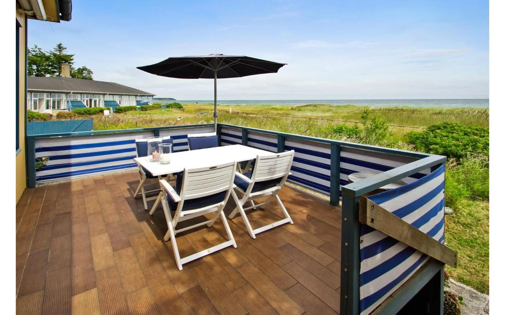 Patio in Skærven Beachfront Apartments and Cottage
