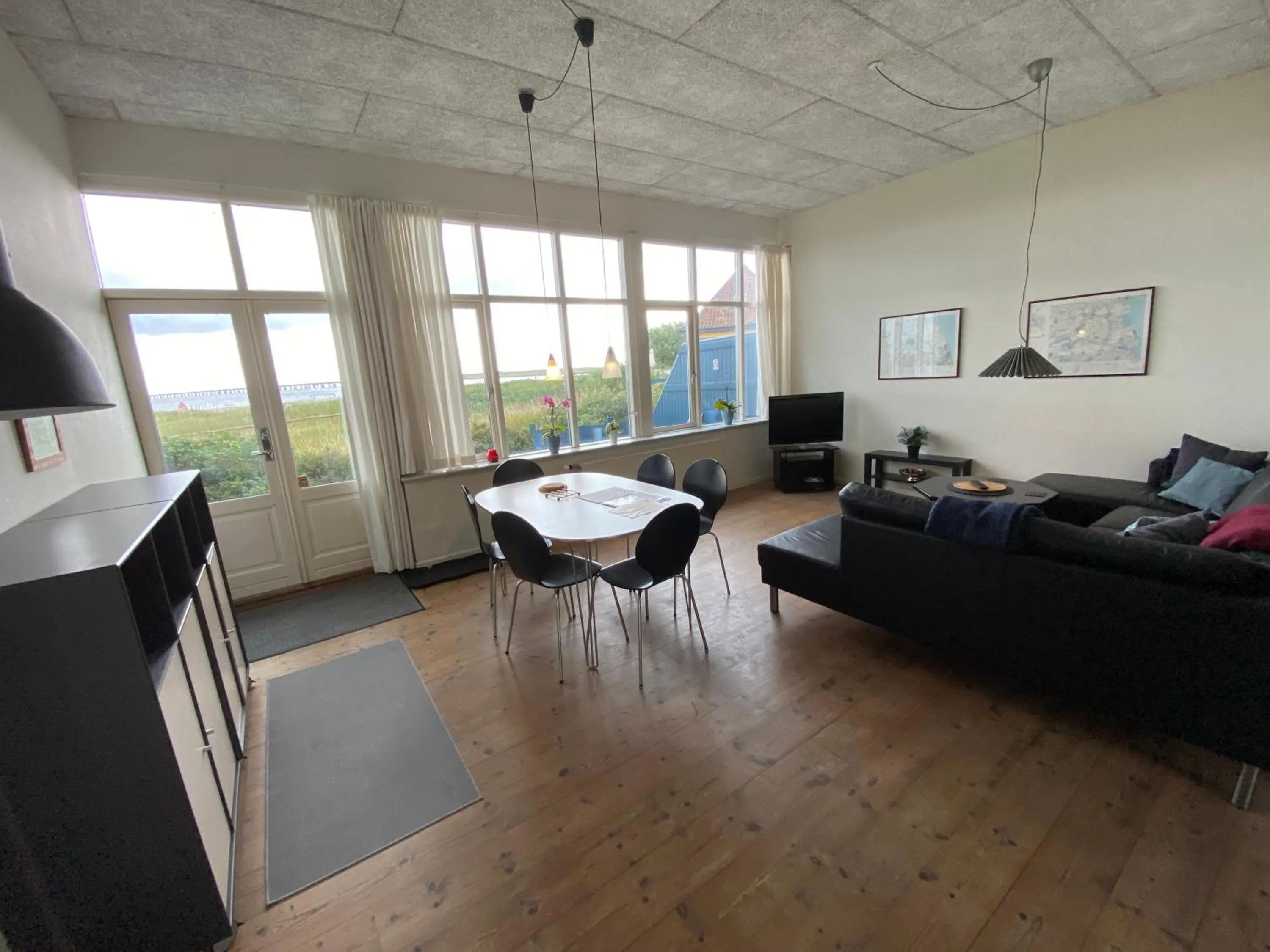 Living room in Skærven Beachfront Apartments and Cottage