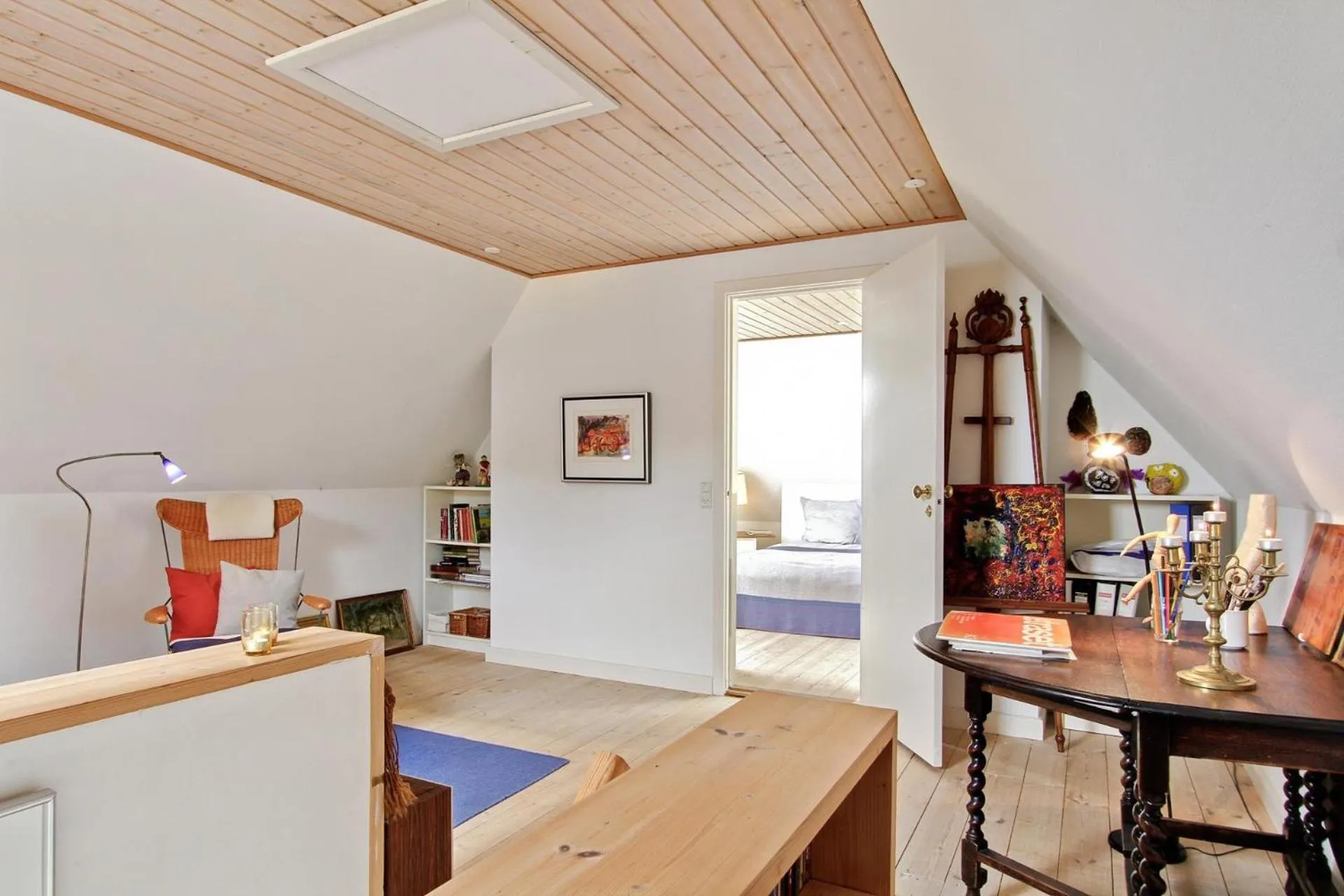 Living room, Bed in Skærven Beachfront Apartments and Cottage