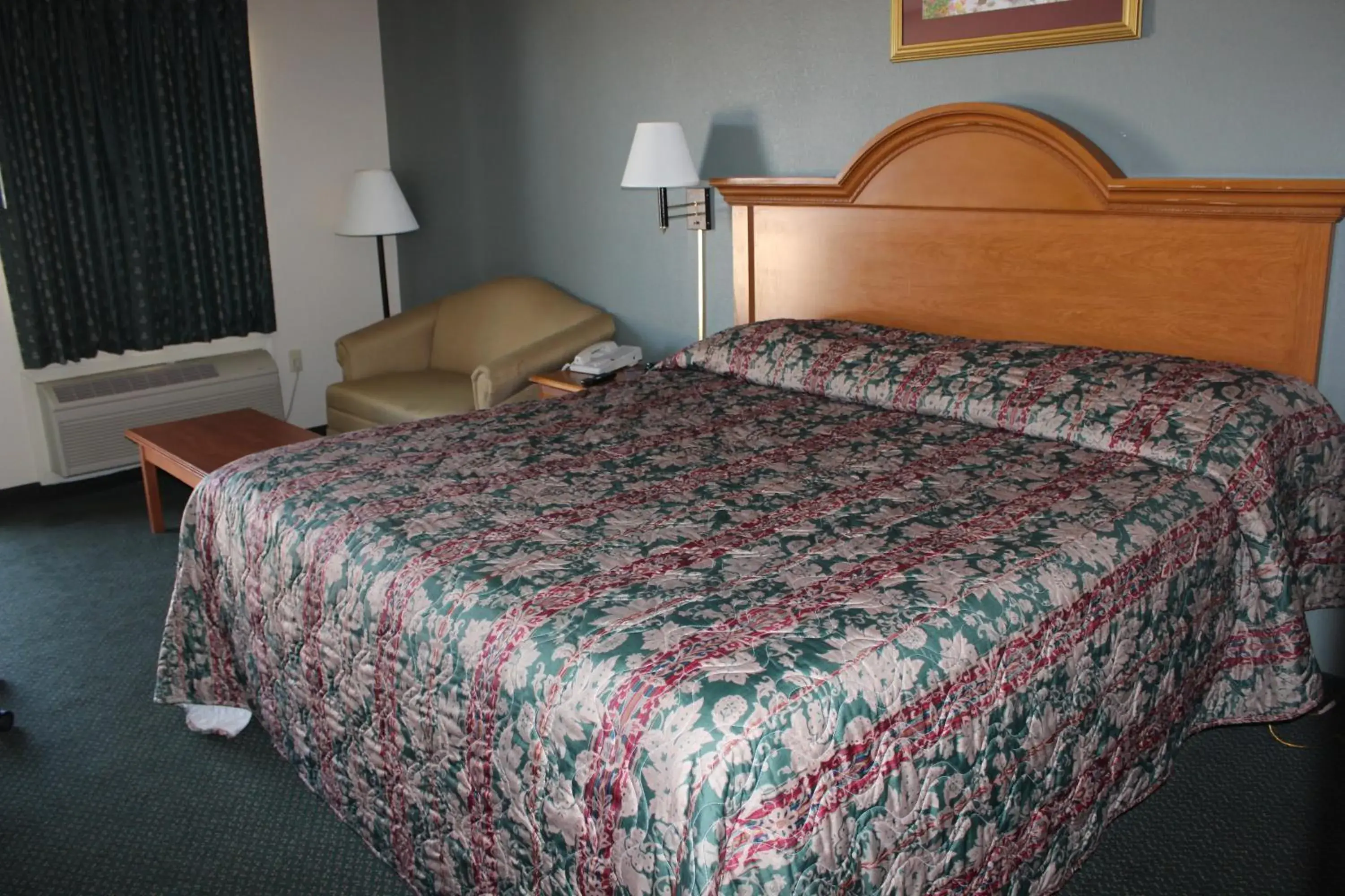 King Room - single occupancy in Nationwide 9 Inn King Room - single occupancy in Nationwide 9 Inn