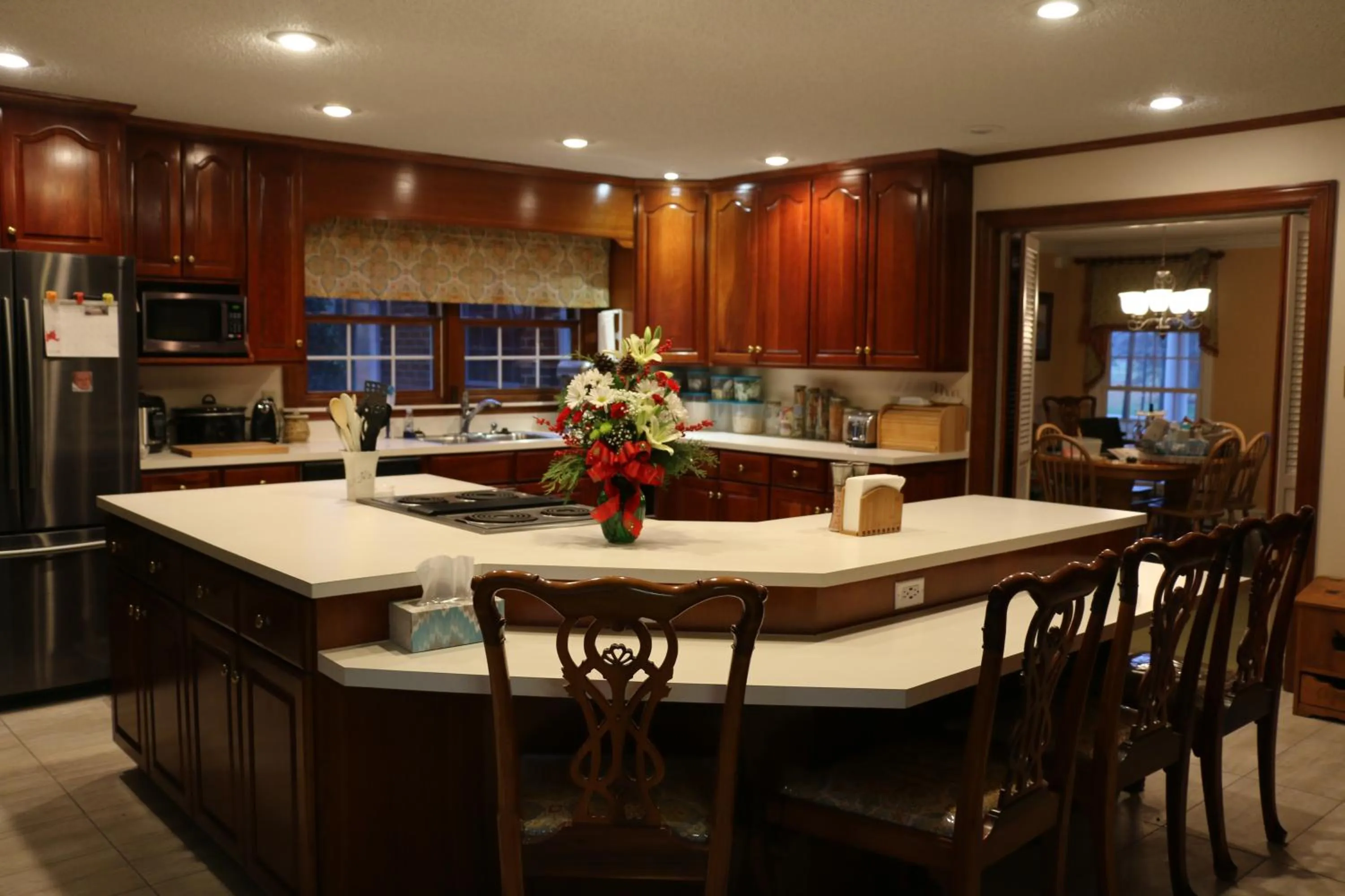 Kitchen or kitchenette in Cedar Grove Inn