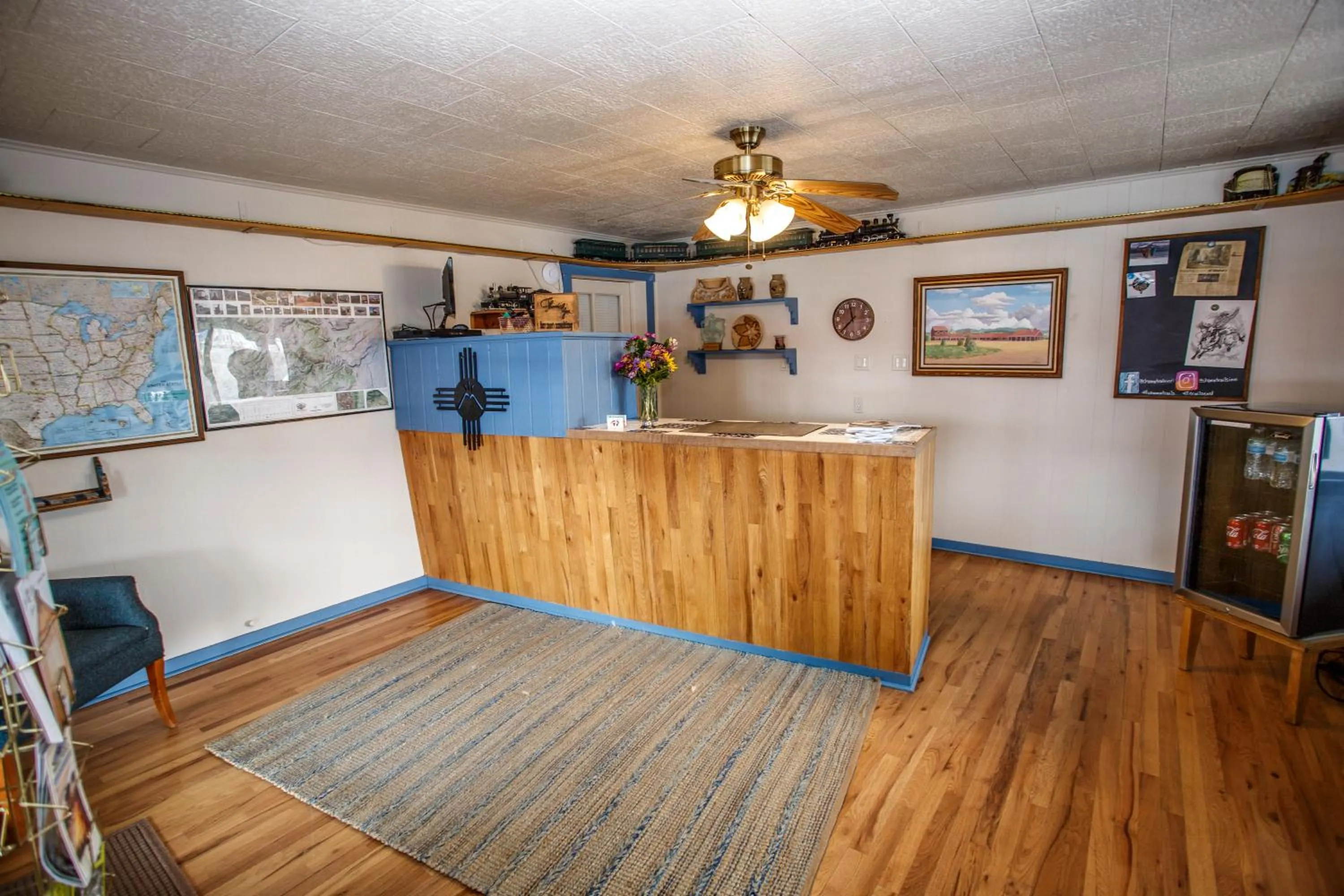 Lobby or reception in Chama Trails Motel