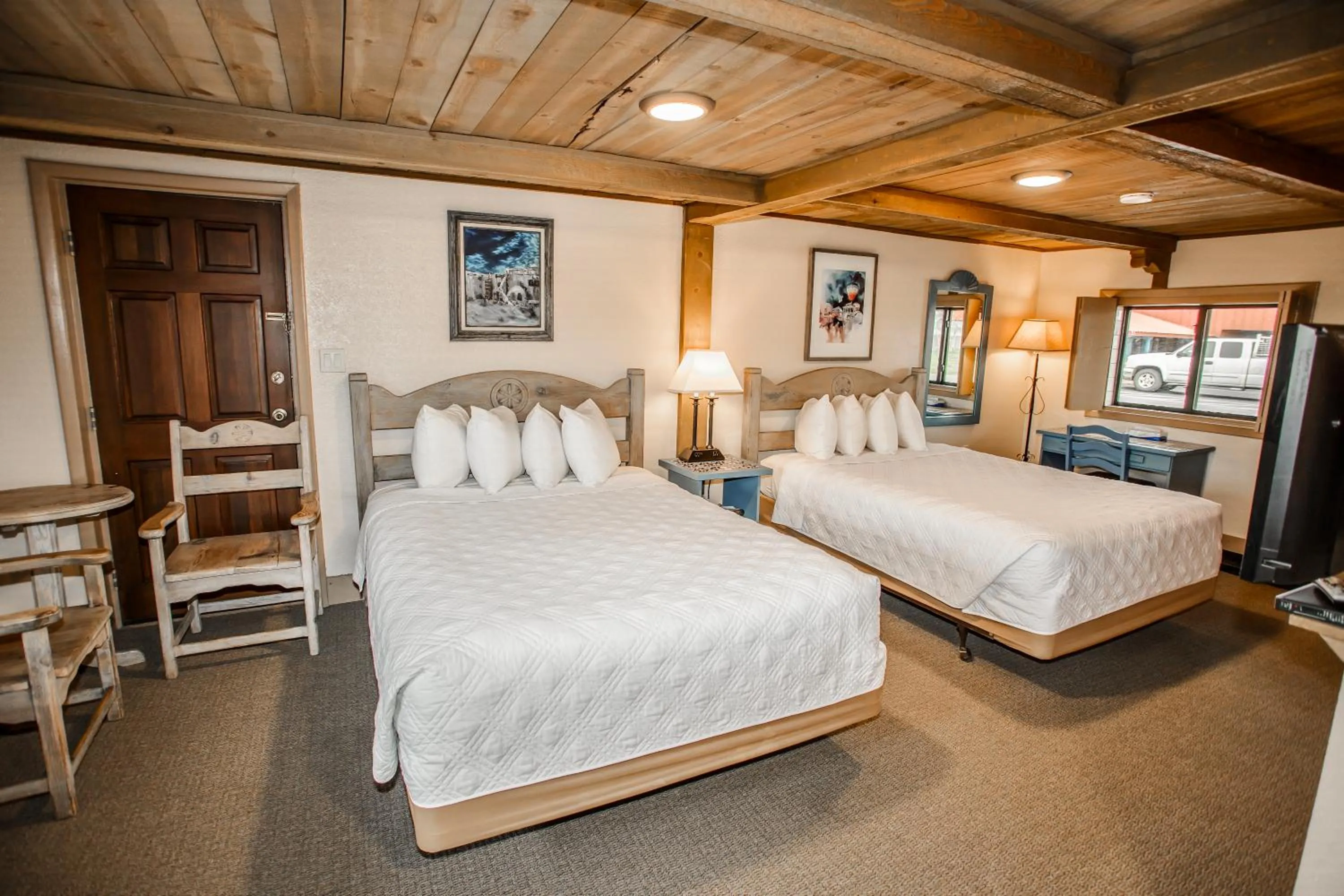 Bed in Chama Trails Motel