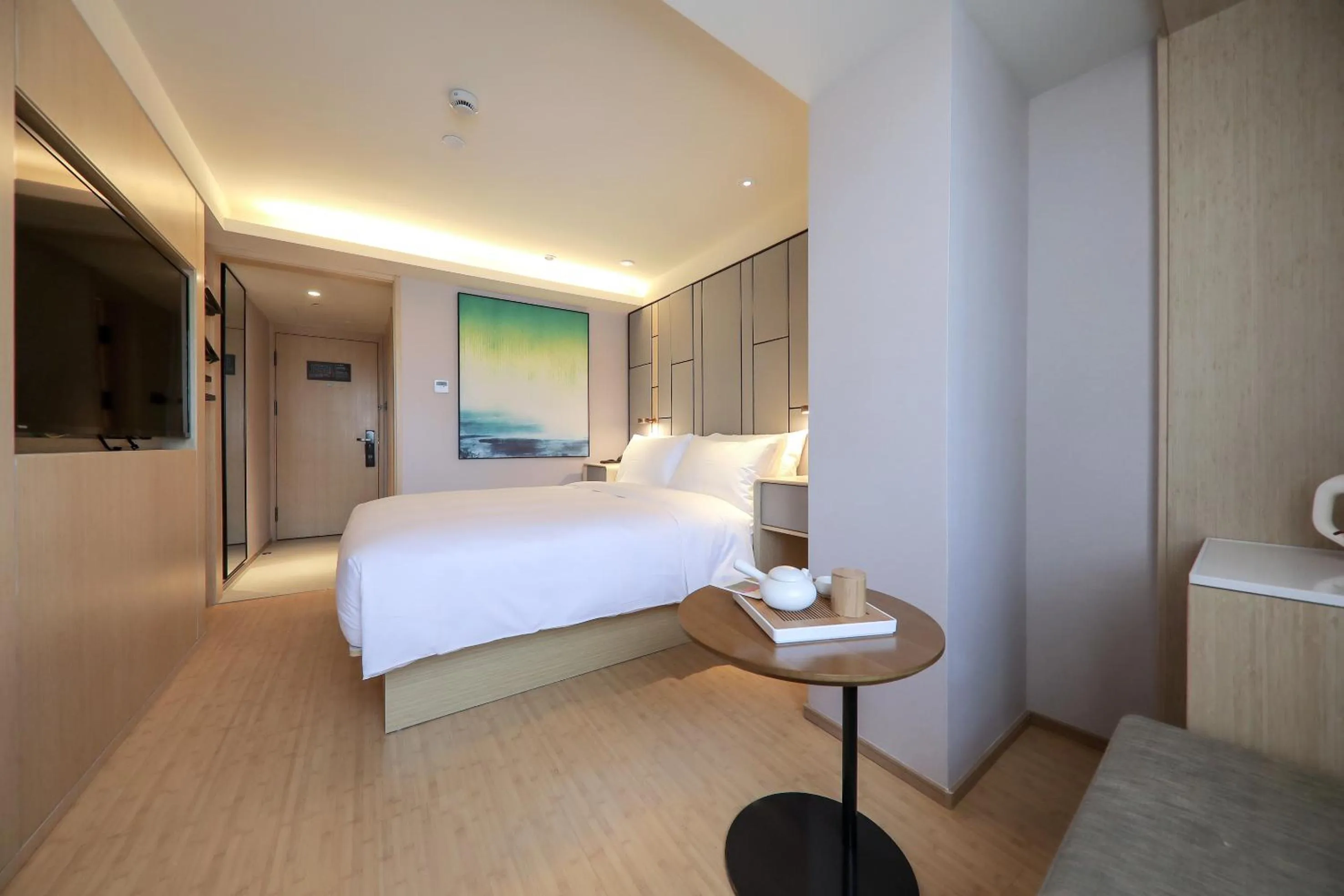 Bed in Ji Hotel (Shanghai The Bund Sichuan Middle Road)