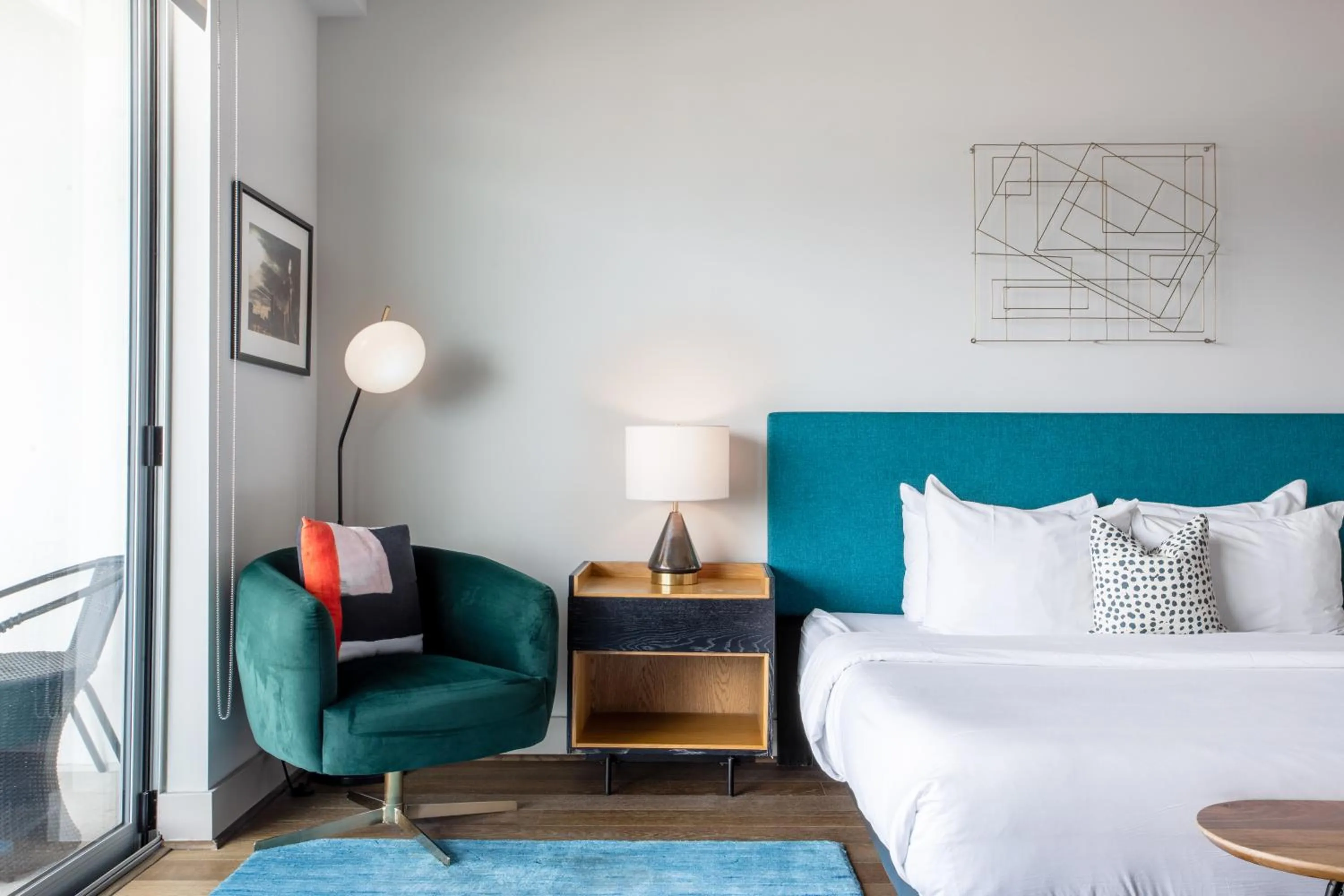 Bed in Mint House Dallas - Victory Park