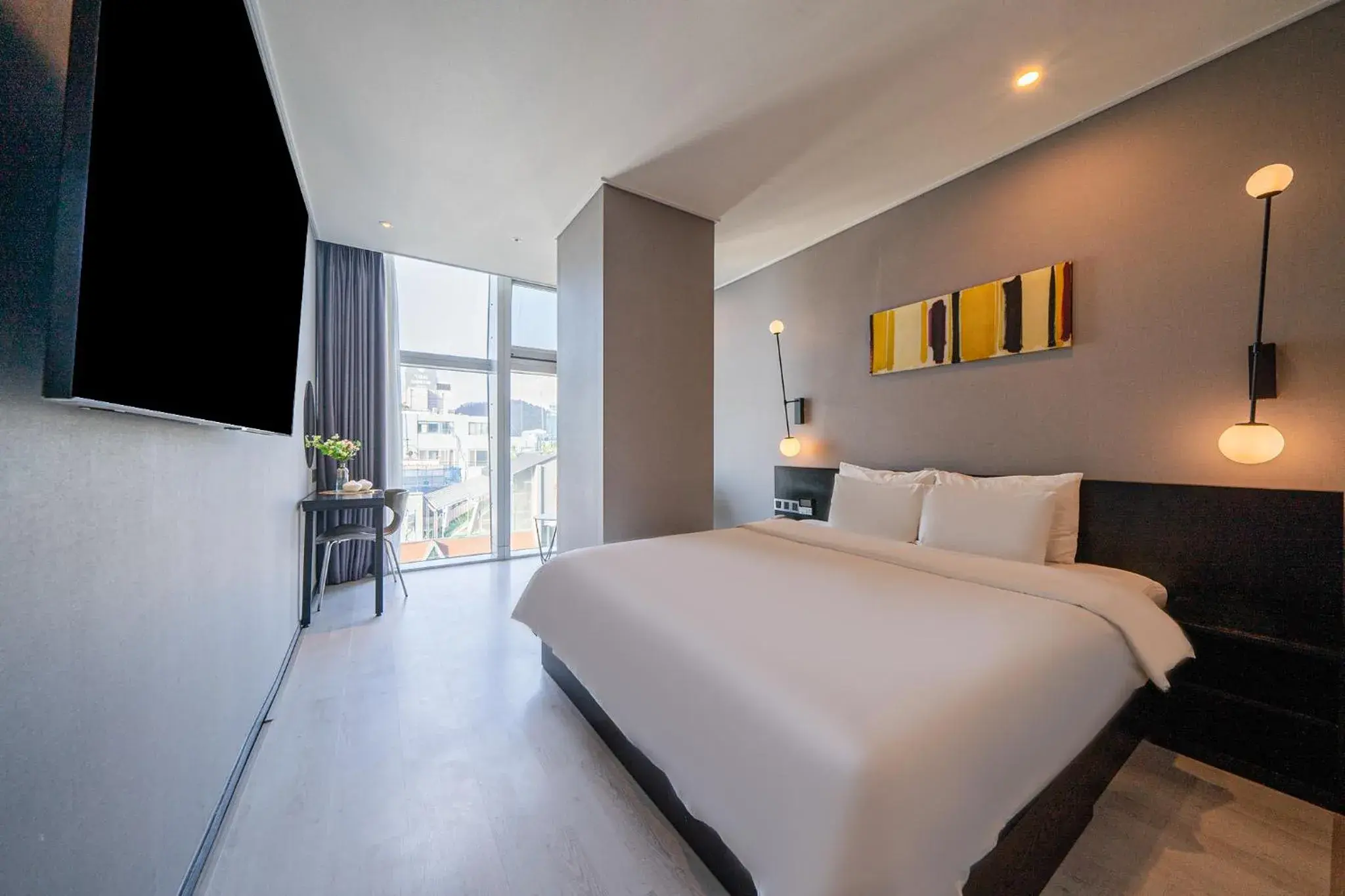 Deluxe Half Ocean in Ocean The Point Hotel Busan Deluxe Half Ocean in Ocean The Point Hotel Busan