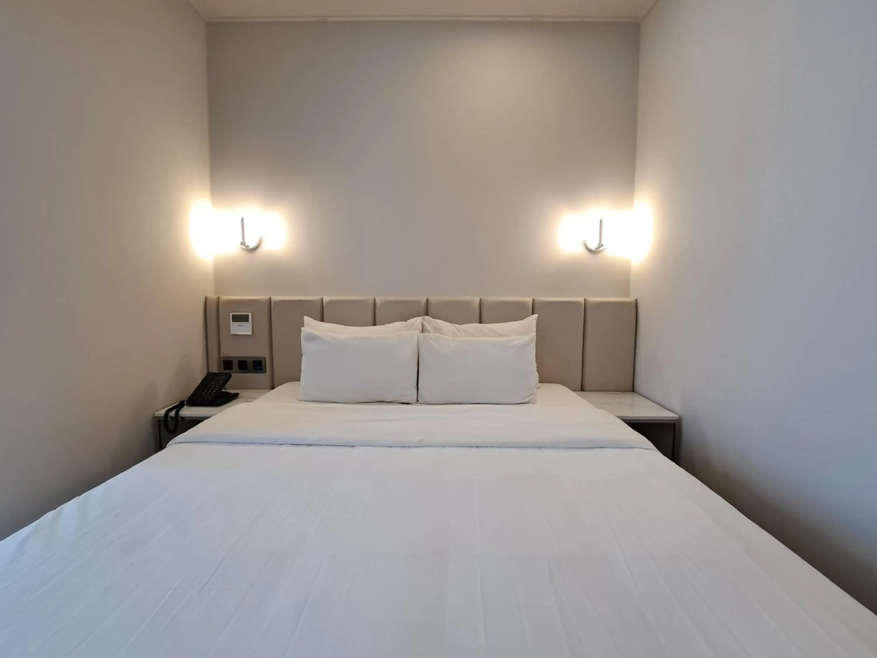 Deluxe Half Ocean in Ocean The Point Hotel Busan Deluxe Half Ocean in Ocean The Point Hotel Busan