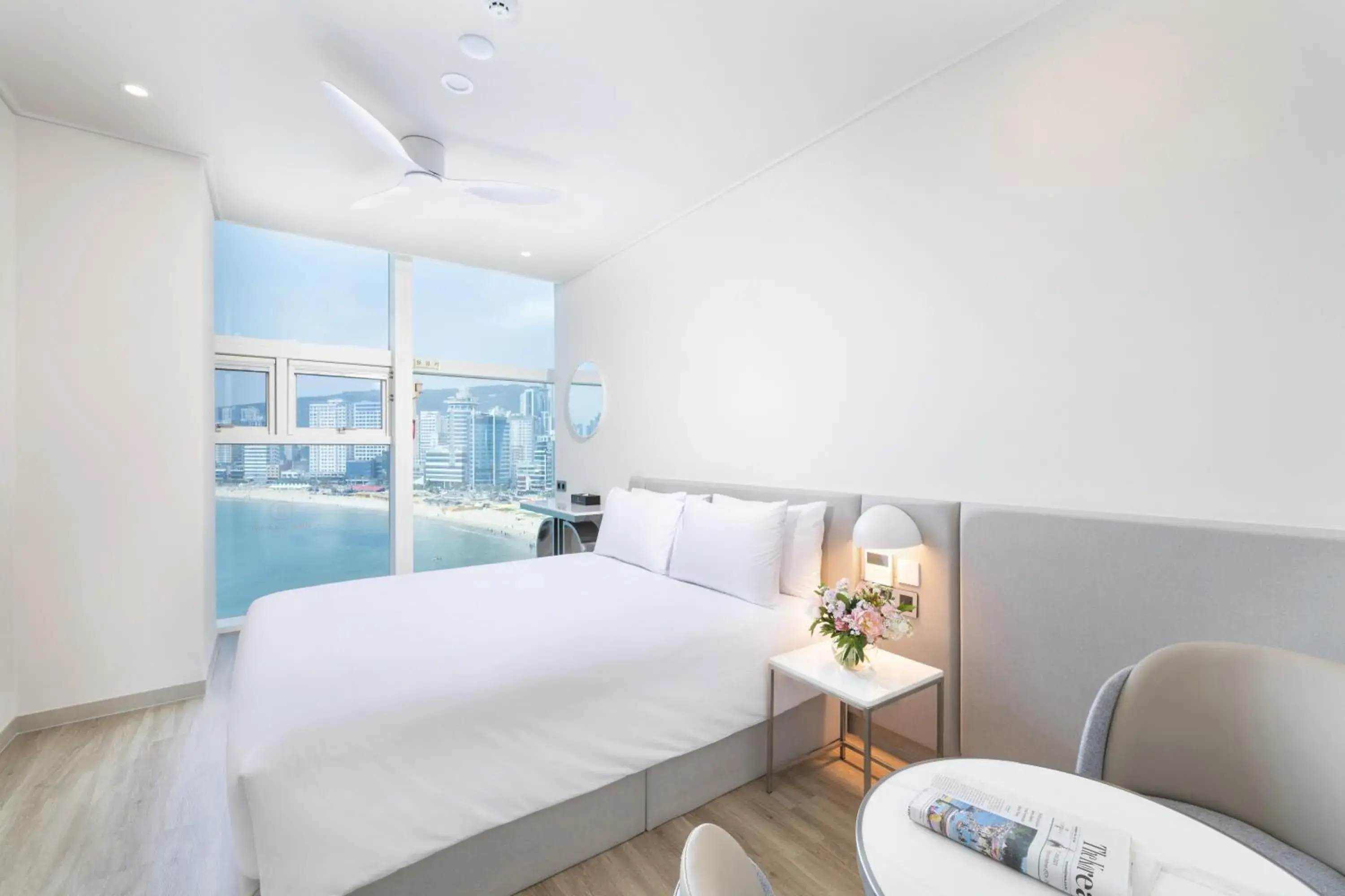 Suite with Sea View in Ocean The Point Hotel Busan Suite with Sea View in Ocean The Point Hotel Busan