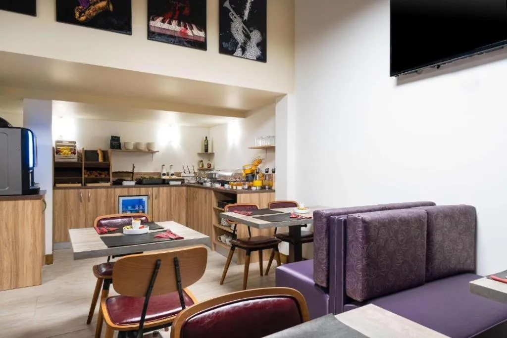 Breakfast in Quality Hotel Toulouse Centre