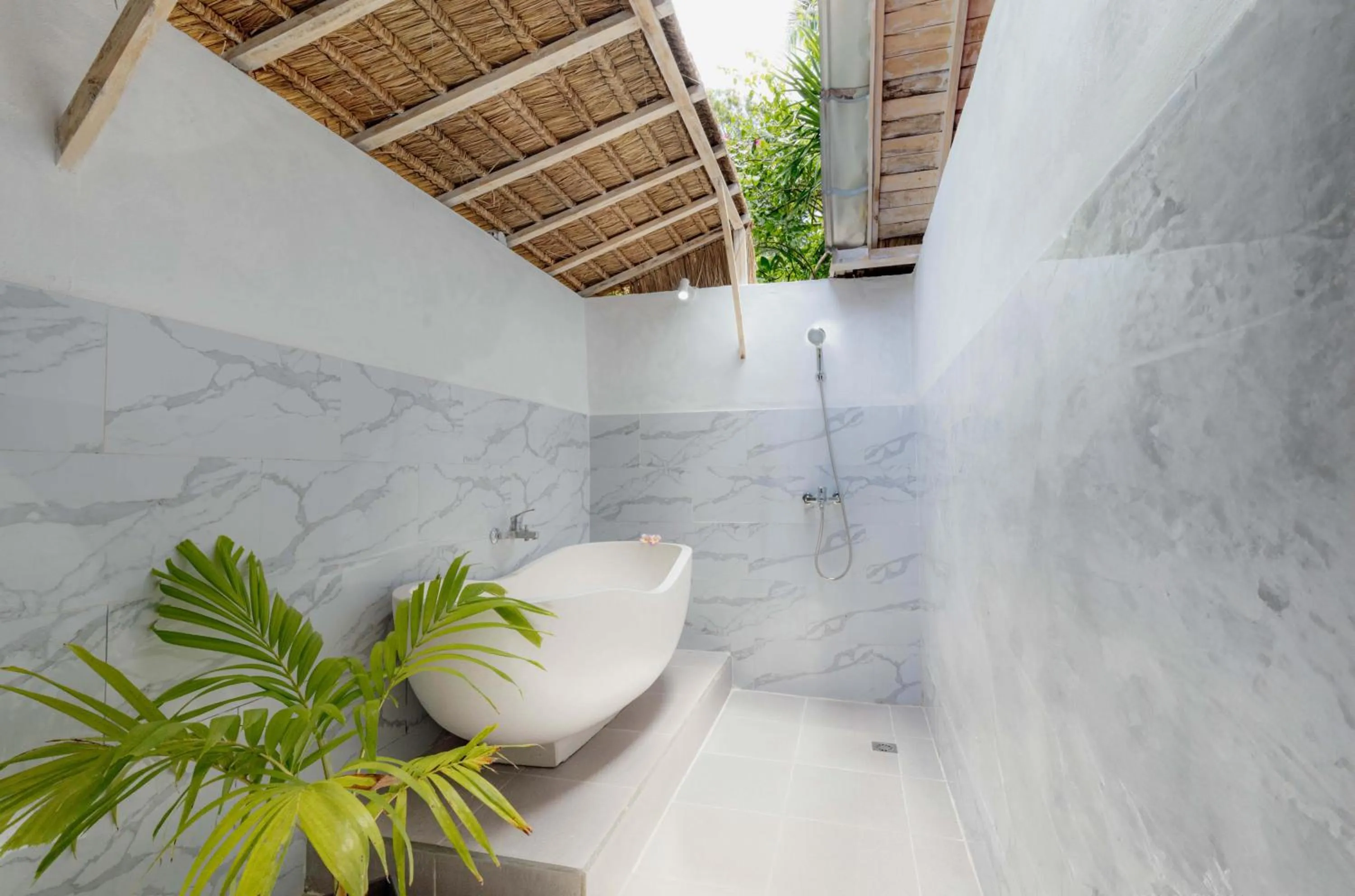 Shower in Bhavana Cottage