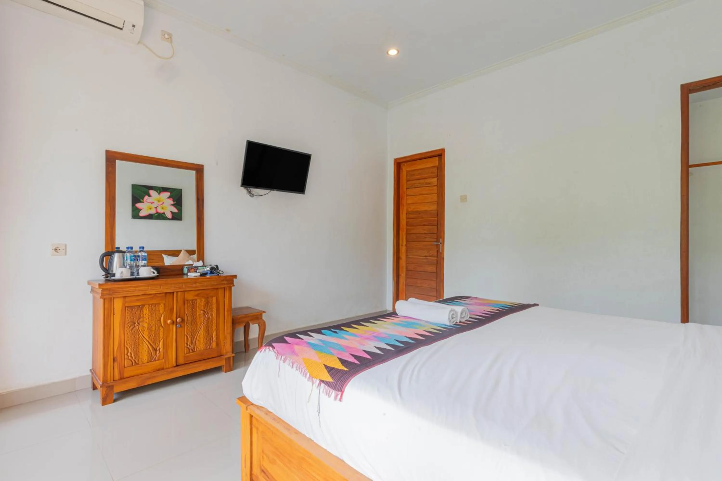 Bedroom, Bed in Bhavana Cottage