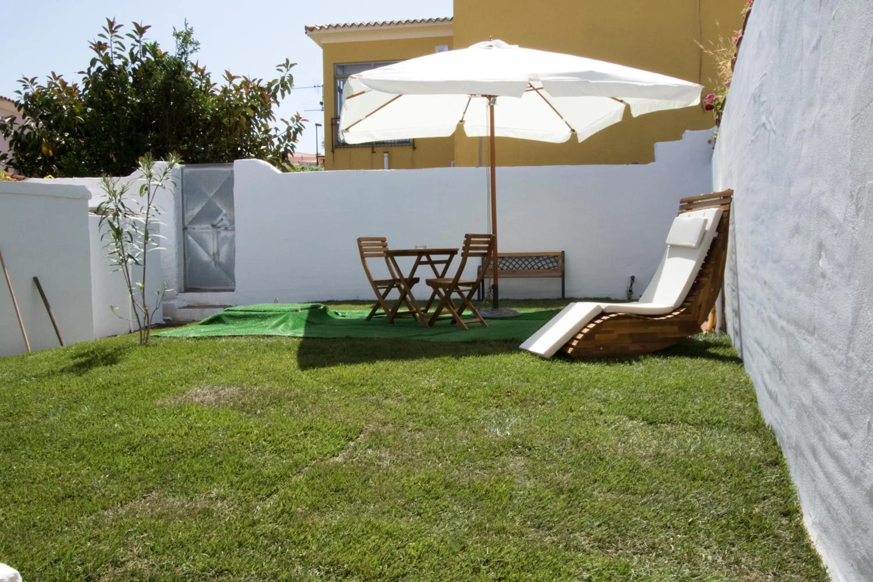 Garden in B&B Sole E Luna