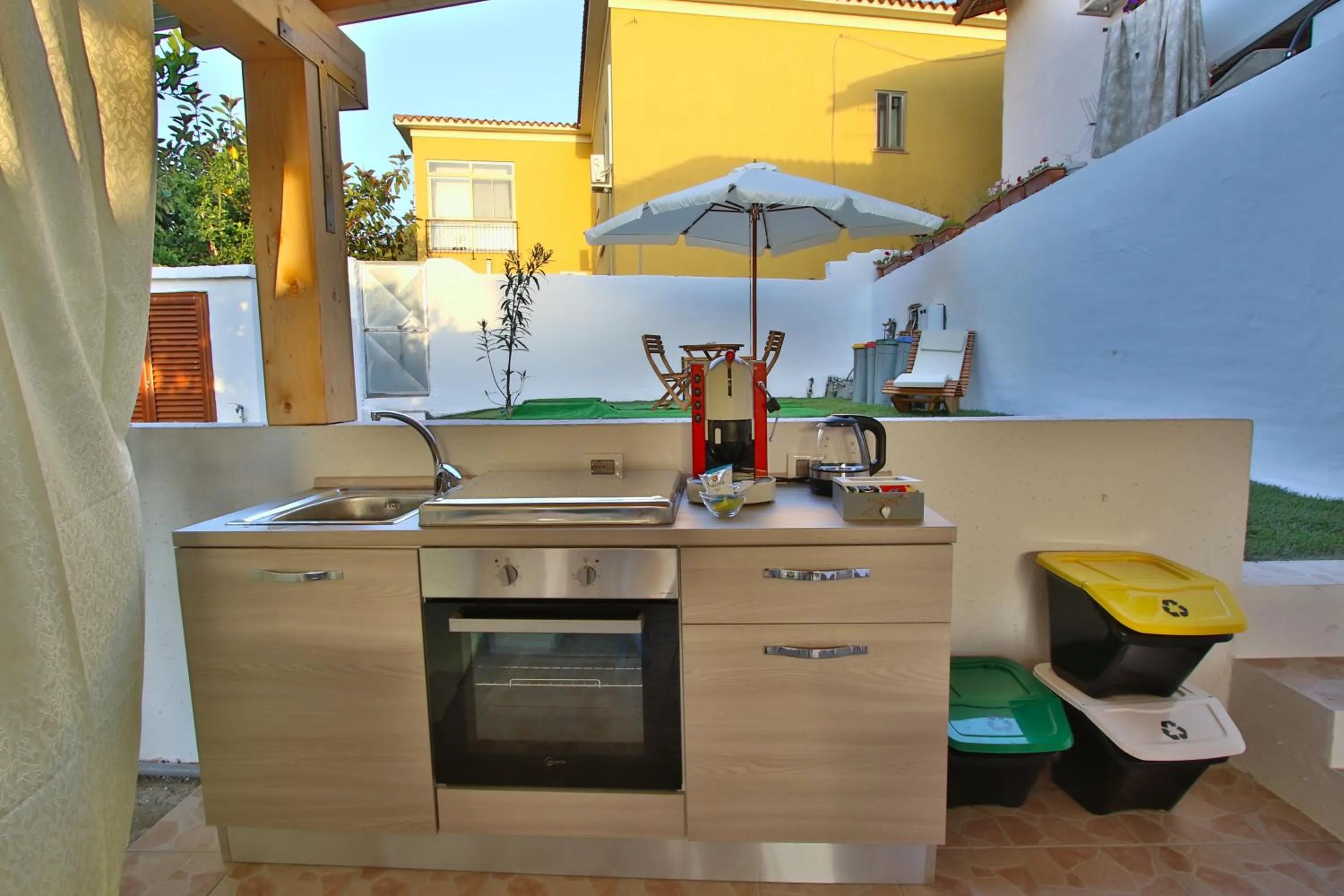 Coffee/tea facilities in B&B Sole E Luna