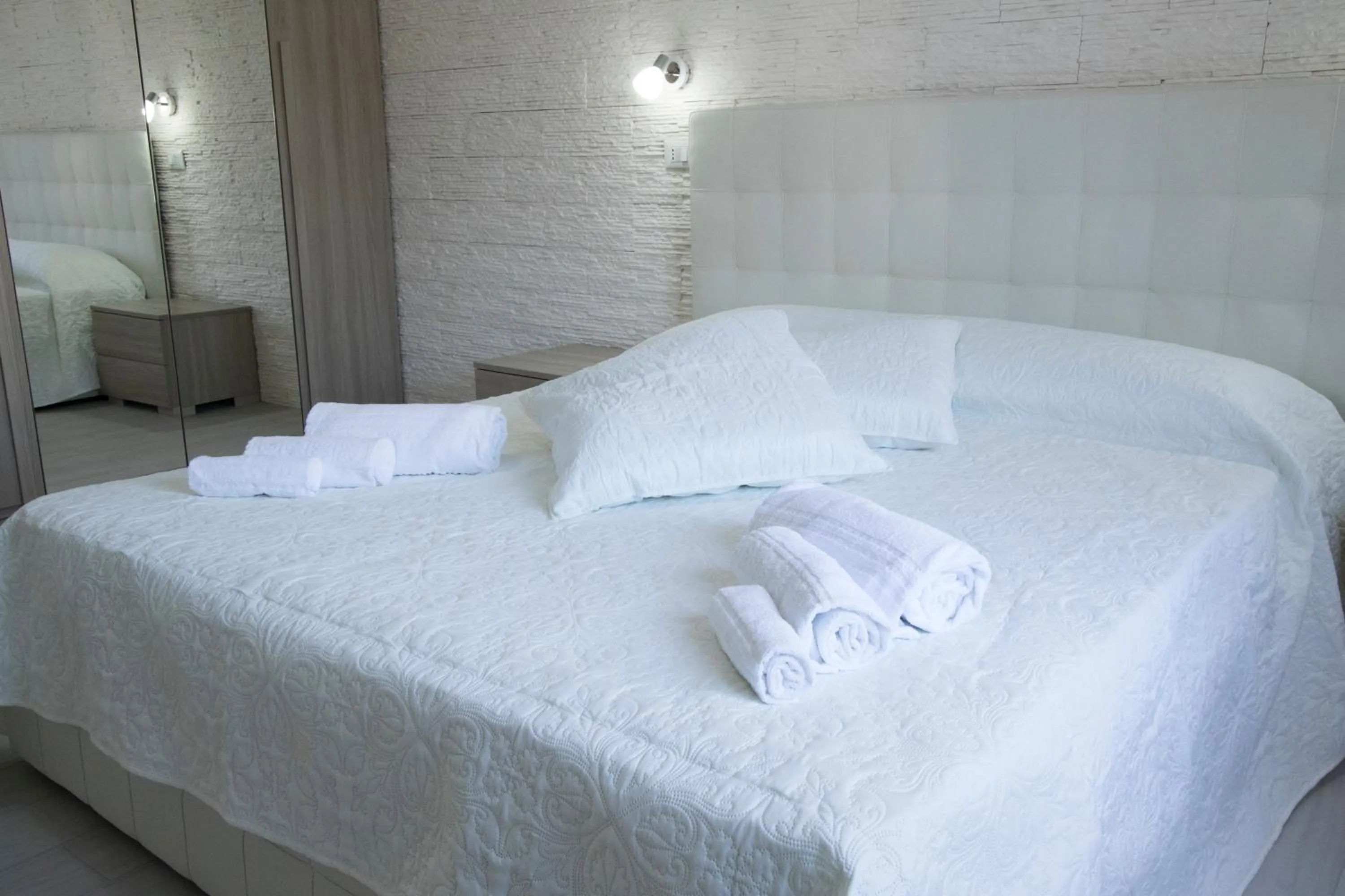 Photo of the whole room, Bed in B&B Sole E Luna