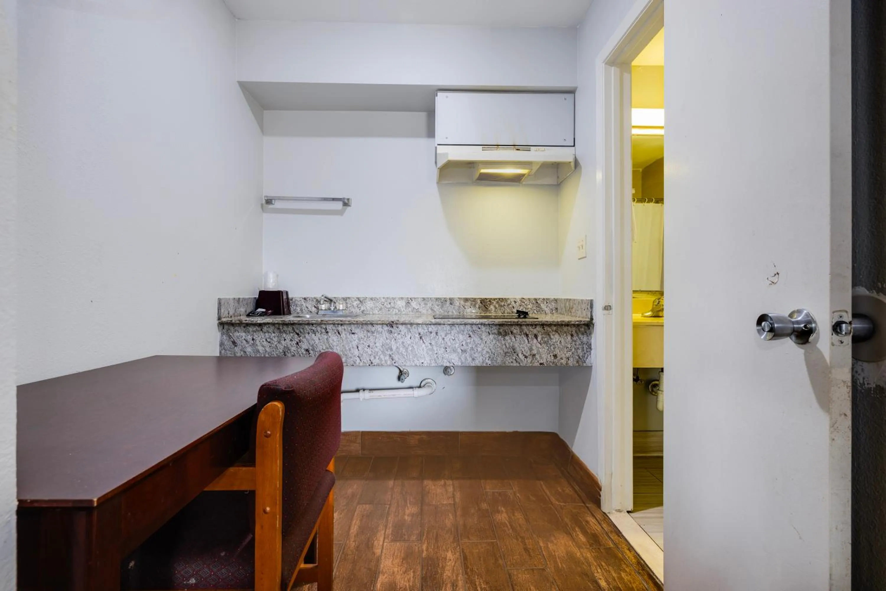 Bathroom in Hotel O Luxury Inn Channelview Baytown I-10