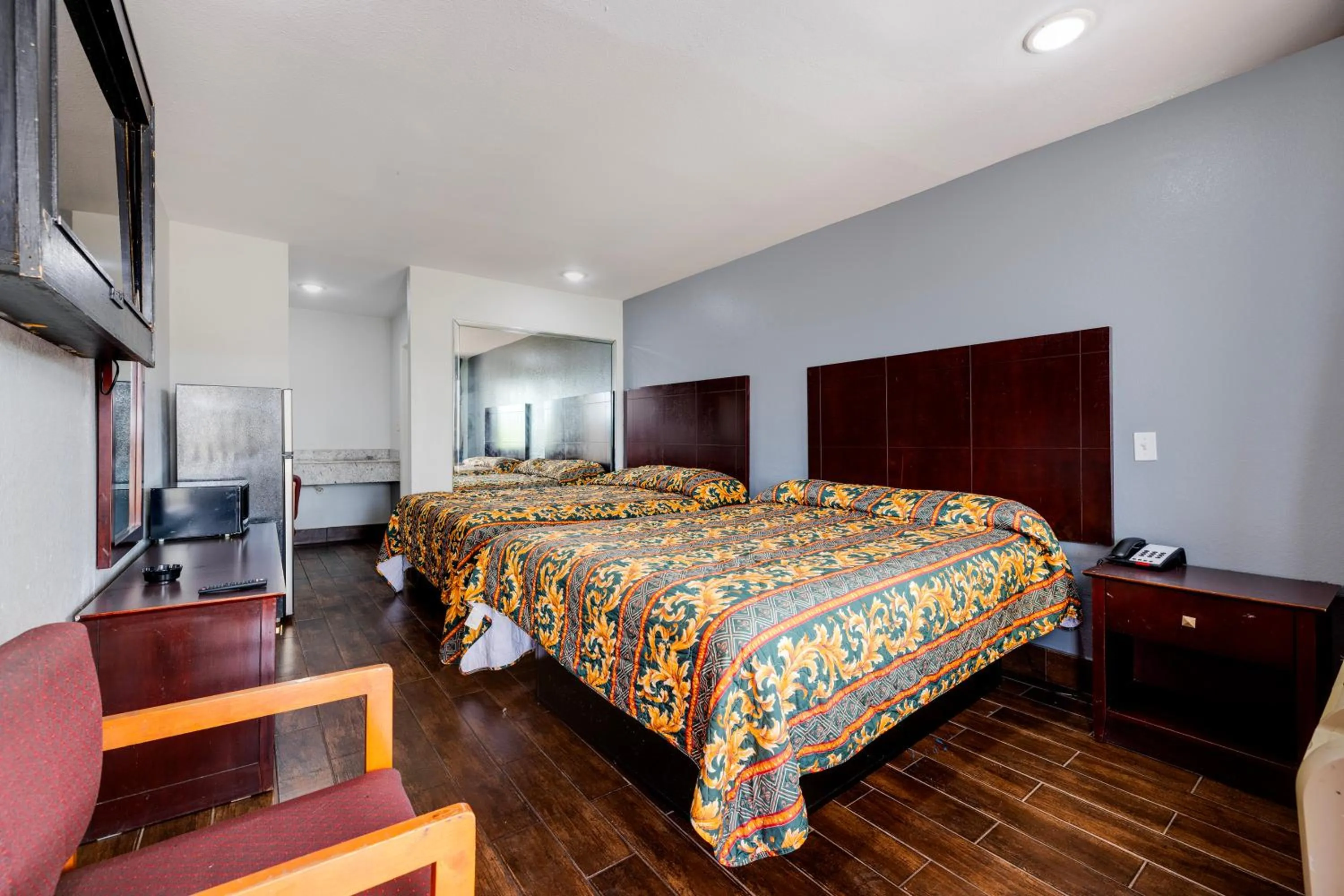 Bedroom, Bed in Hotel O Luxury Inn Channelview Baytown I-10