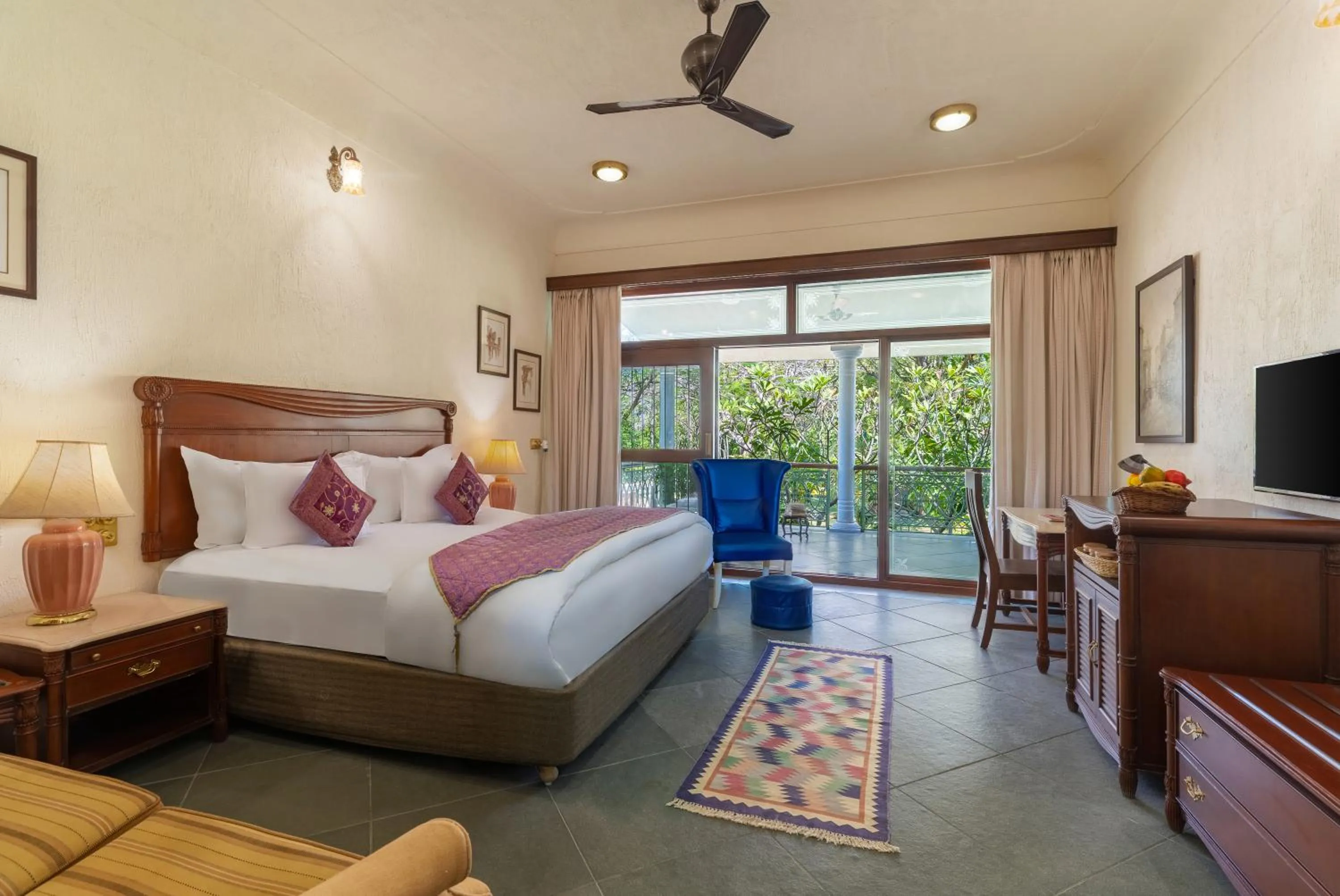 Bedroom, Bed in Vatsalya Vihar - A Luxury Pool Villas Resort