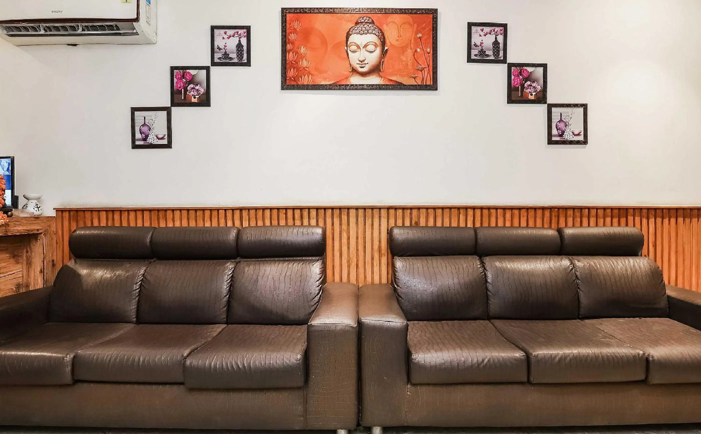 Lobby or reception in Hotel O Shri Sai